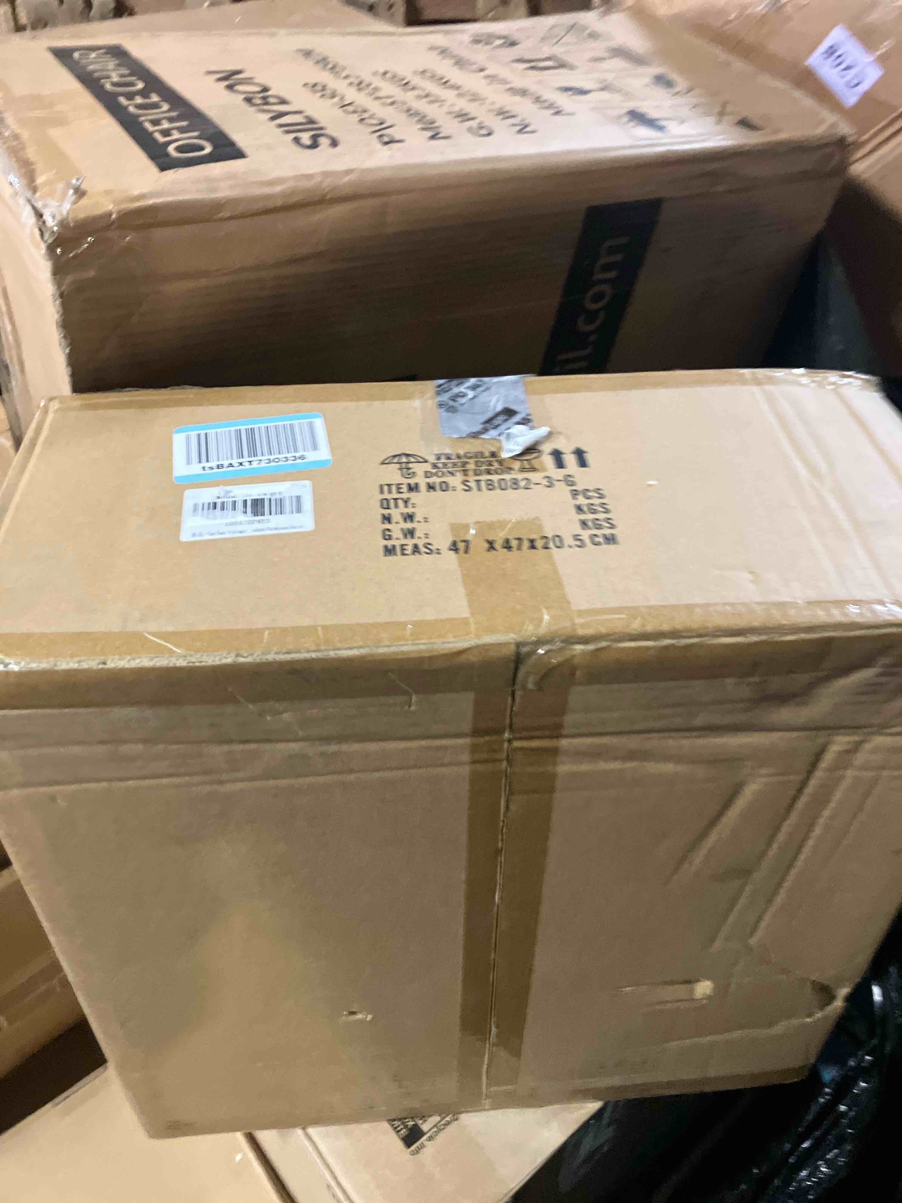 https://s3.amazonaws.com/lotting-images-prod/phillipi/PPE3510183_1759341854963.jpeg