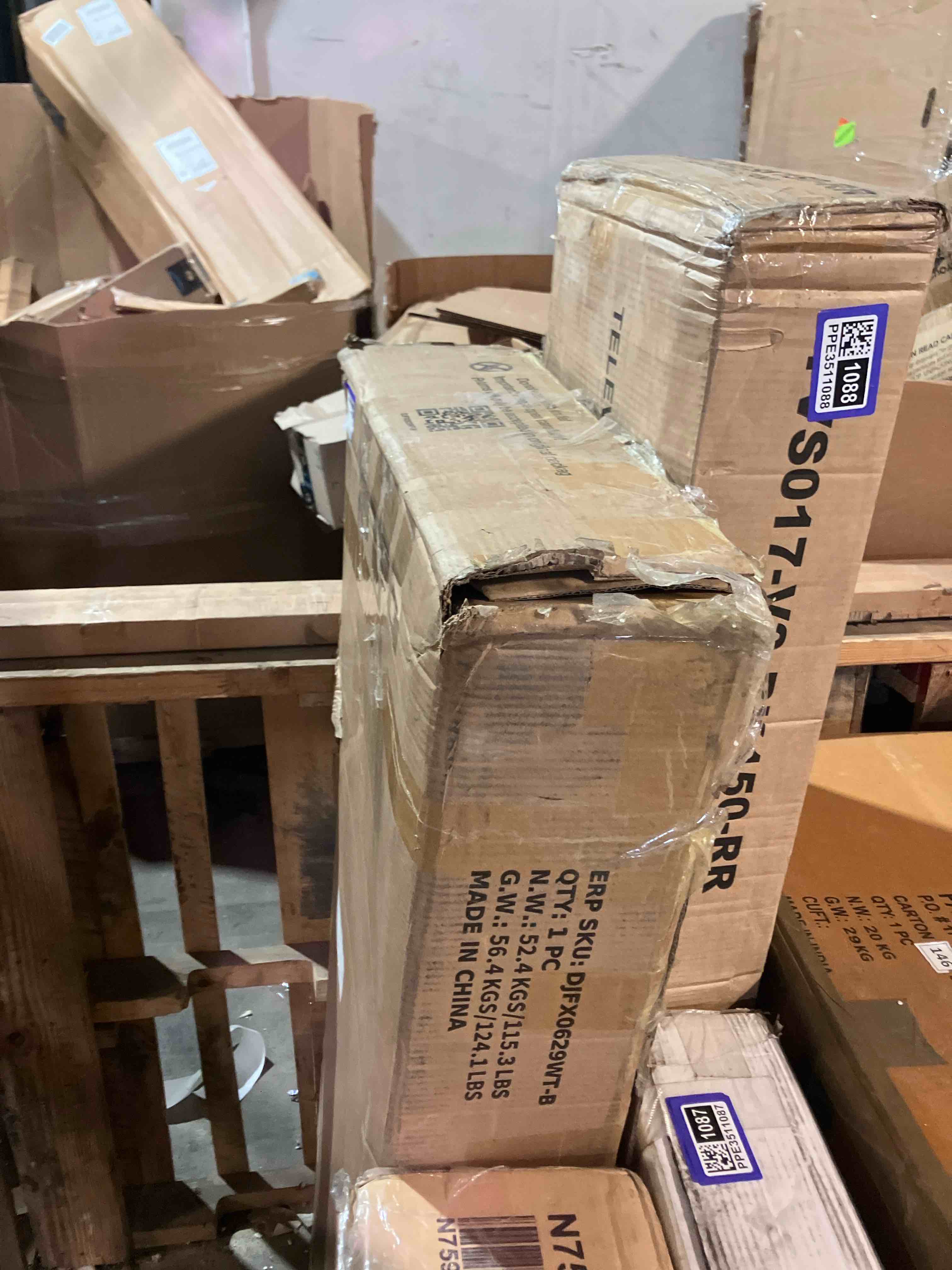 https://s3.amazonaws.com/lotting-images-prod/phillipi/PPE3511089_1757356774809.jpeg