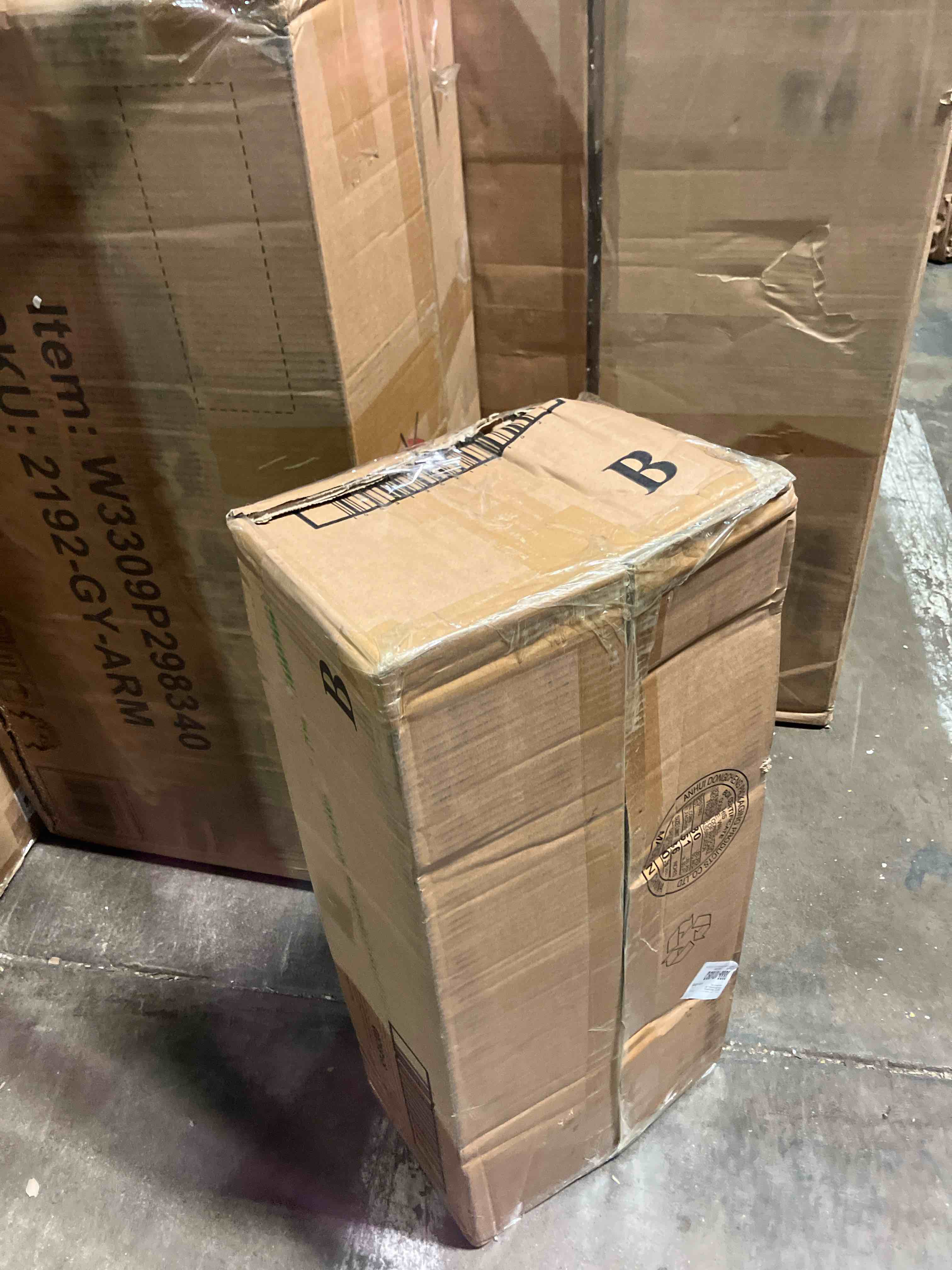 https://s3.amazonaws.com/lotting-images-prod/phillipi/PPE3511160_1757436313180.jpeg
