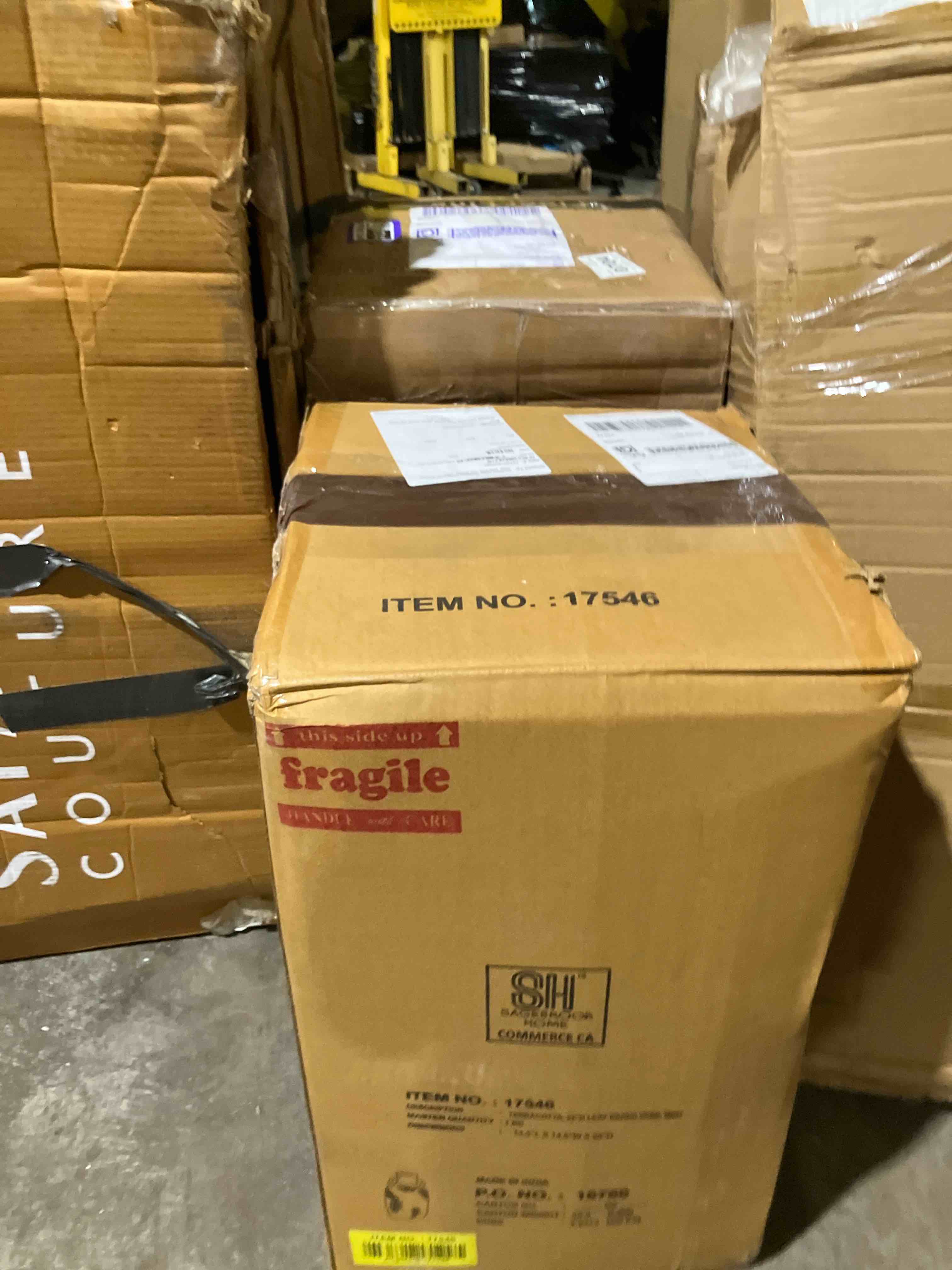 https://s3.amazonaws.com/lotting-images-prod/phillipi/PPE3511251_1757429412835.jpeg