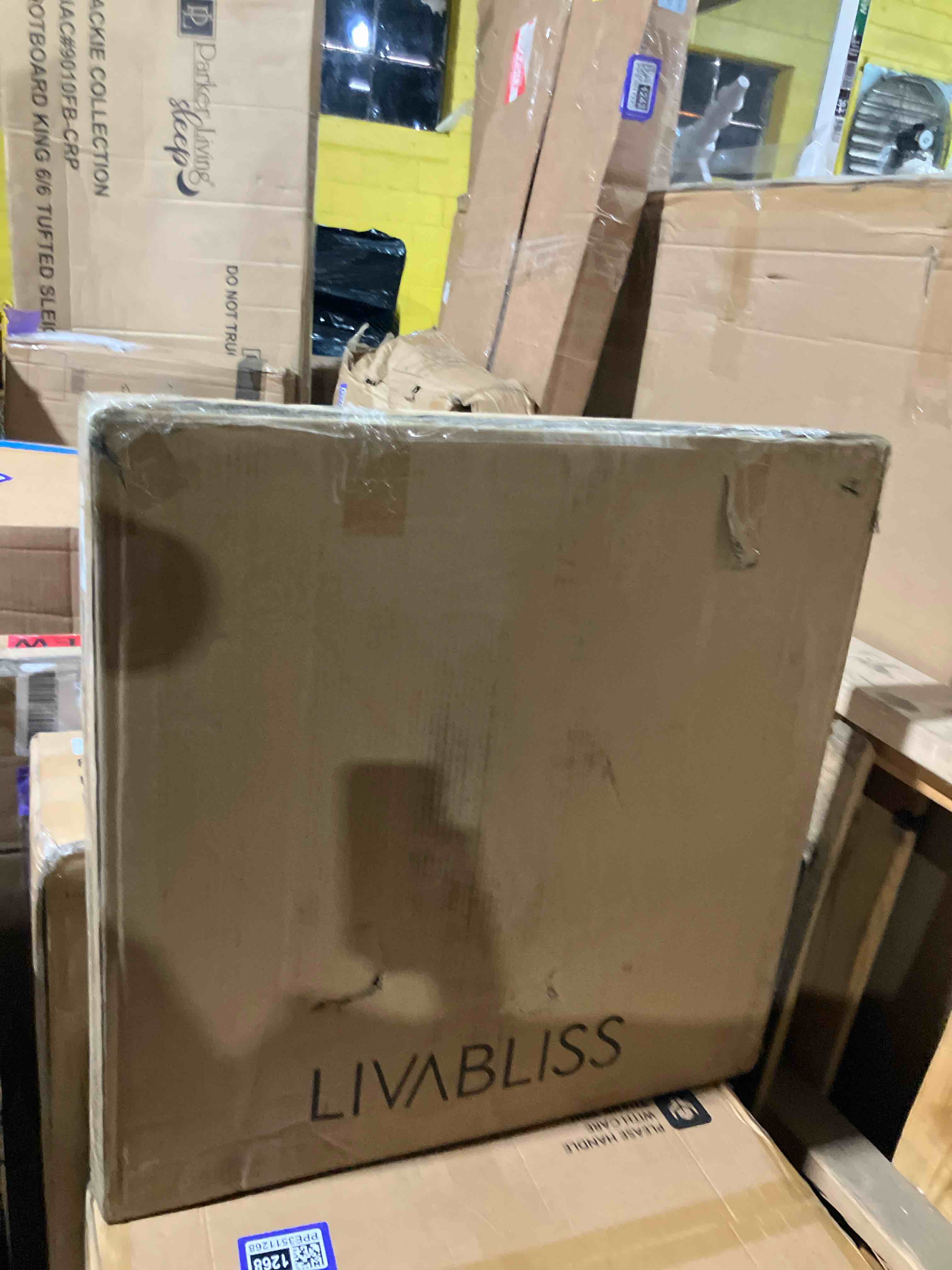 https://s3.amazonaws.com/lotting-images-prod/phillipi/PPE3511269_1757432700590.jpeg