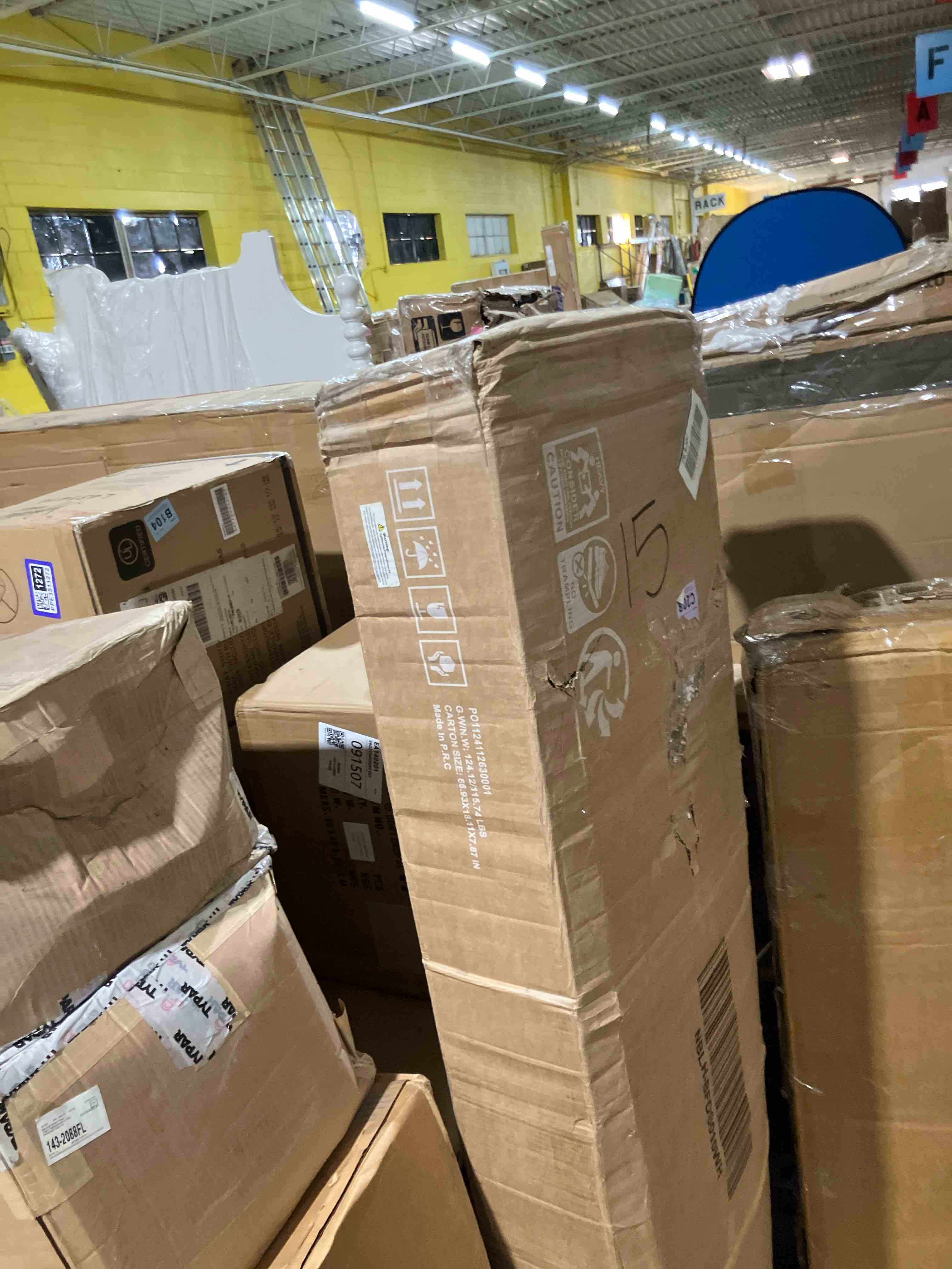 https://s3.amazonaws.com/lotting-images-prod/phillipi/PPE3511291_1757441311639.jpeg