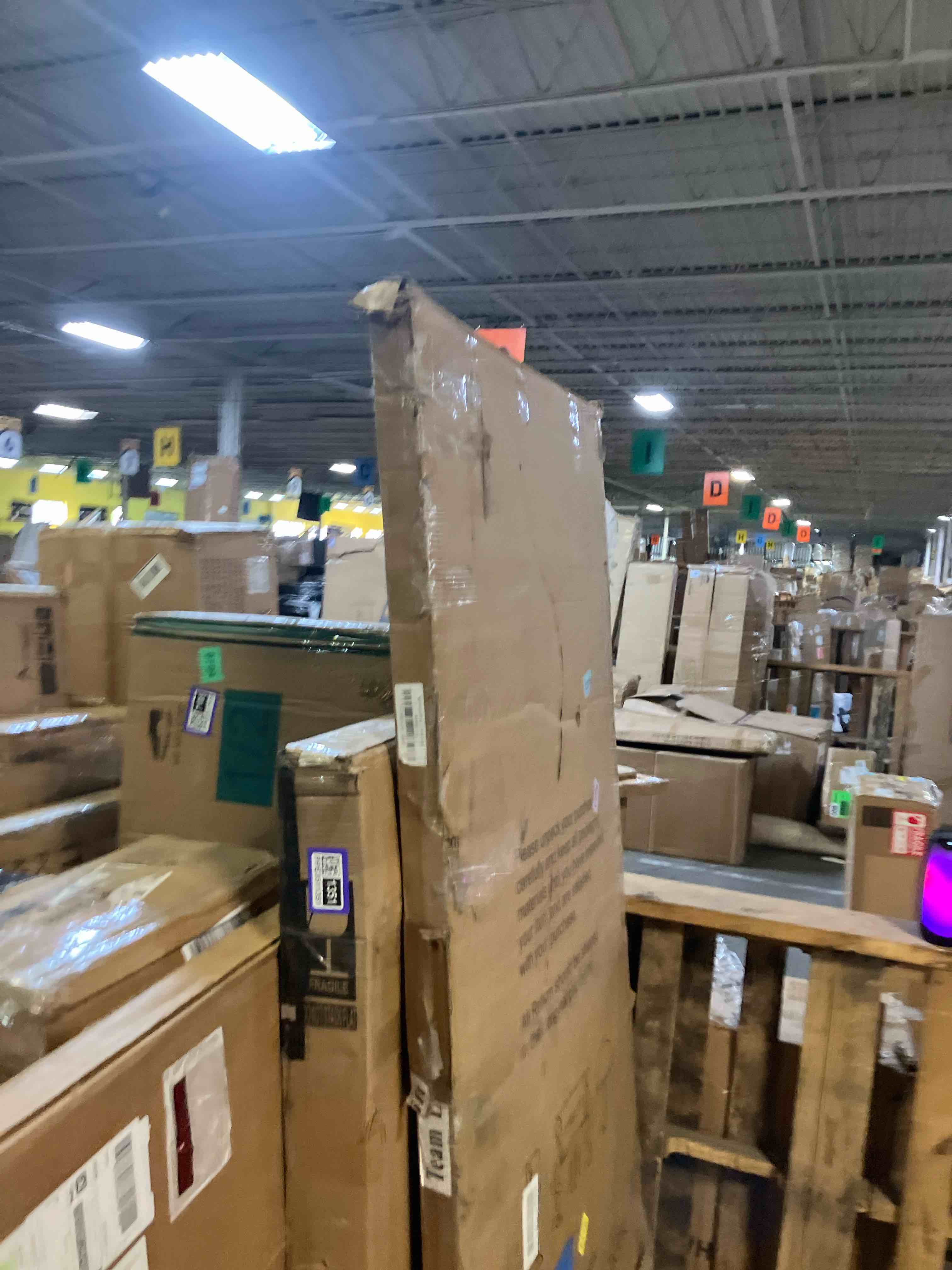 https://s3.amazonaws.com/lotting-images-prod/phillipi/PPE3511352_1757690840233.jpeg