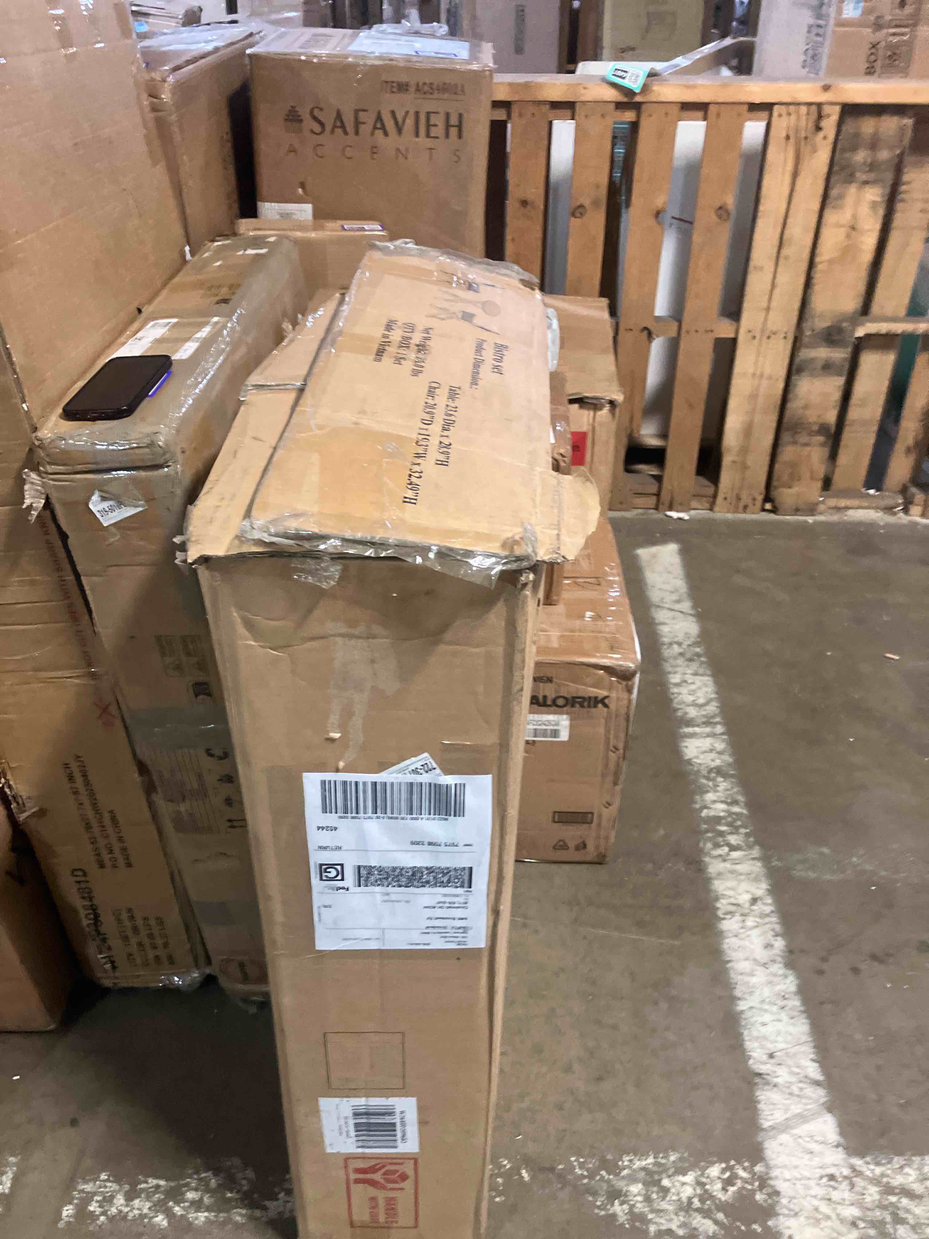 https://s3.amazonaws.com/lotting-images-prod/phillipi/PPE3511366_1757694052581.jpeg