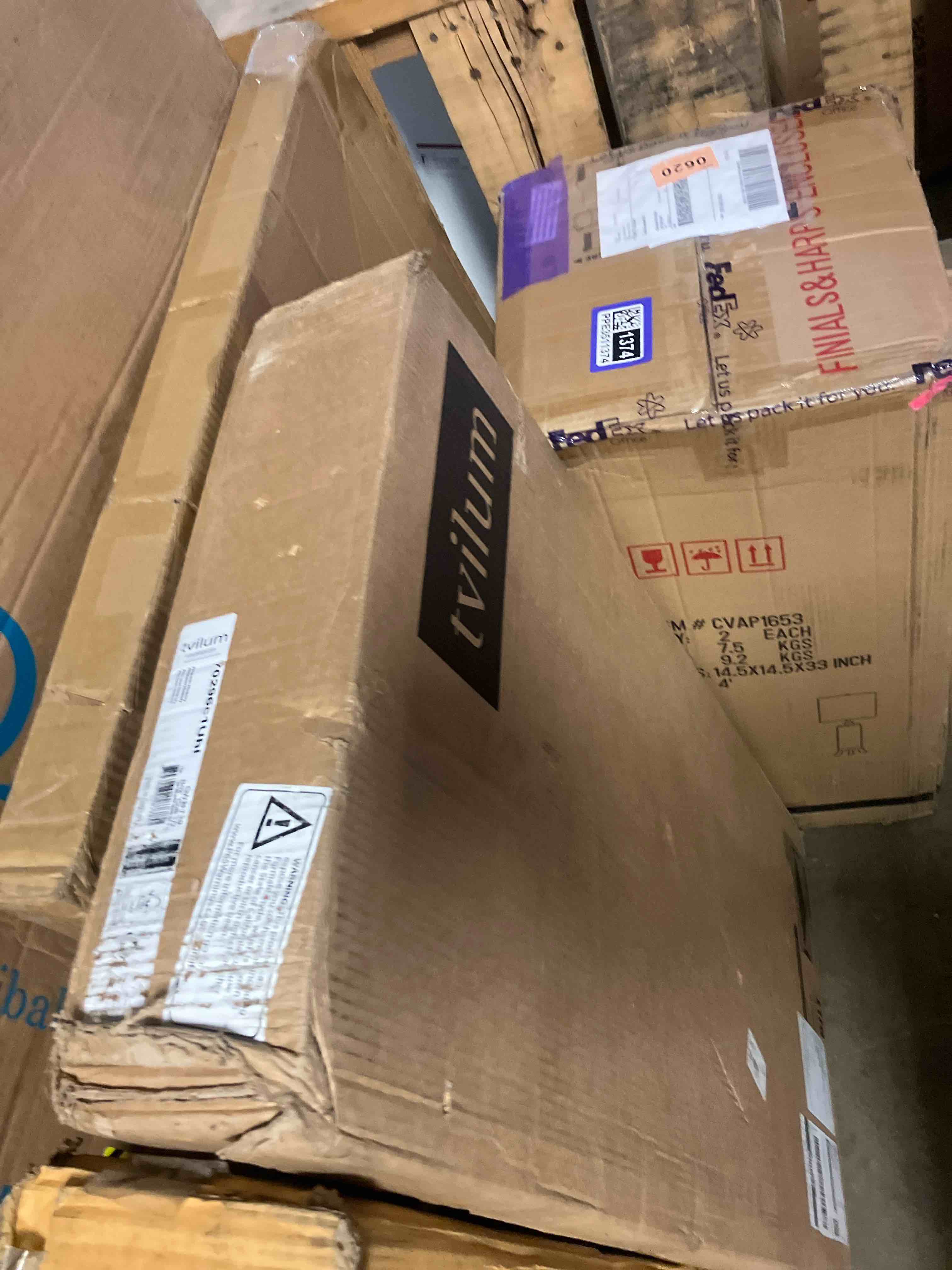 https://s3.amazonaws.com/lotting-images-prod/phillipi/PPE3511376_1757694977586.jpeg