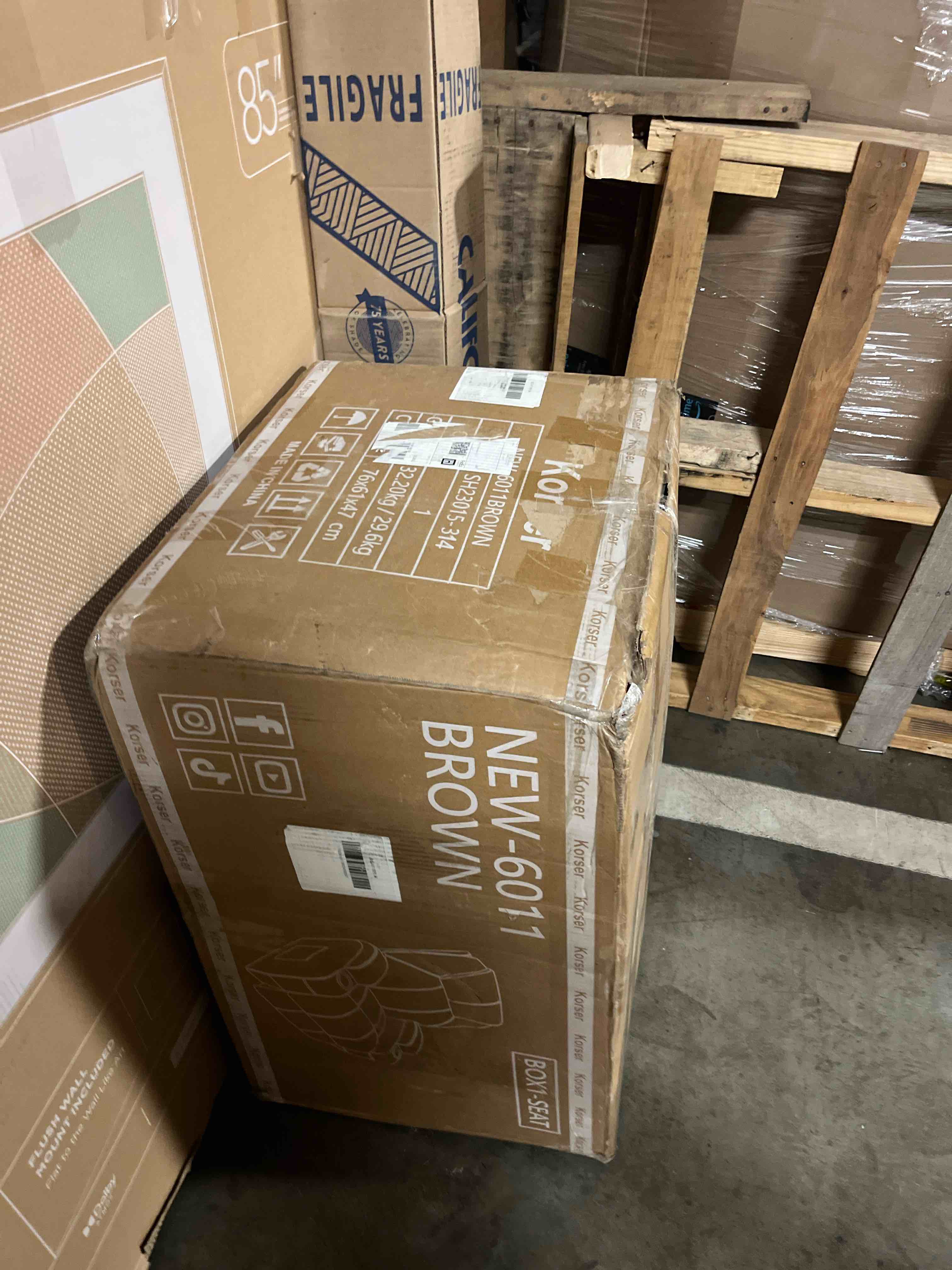 https://s3.amazonaws.com/lotting-images-prod/phillipi/PPE3511612_1757952381172.jpeg