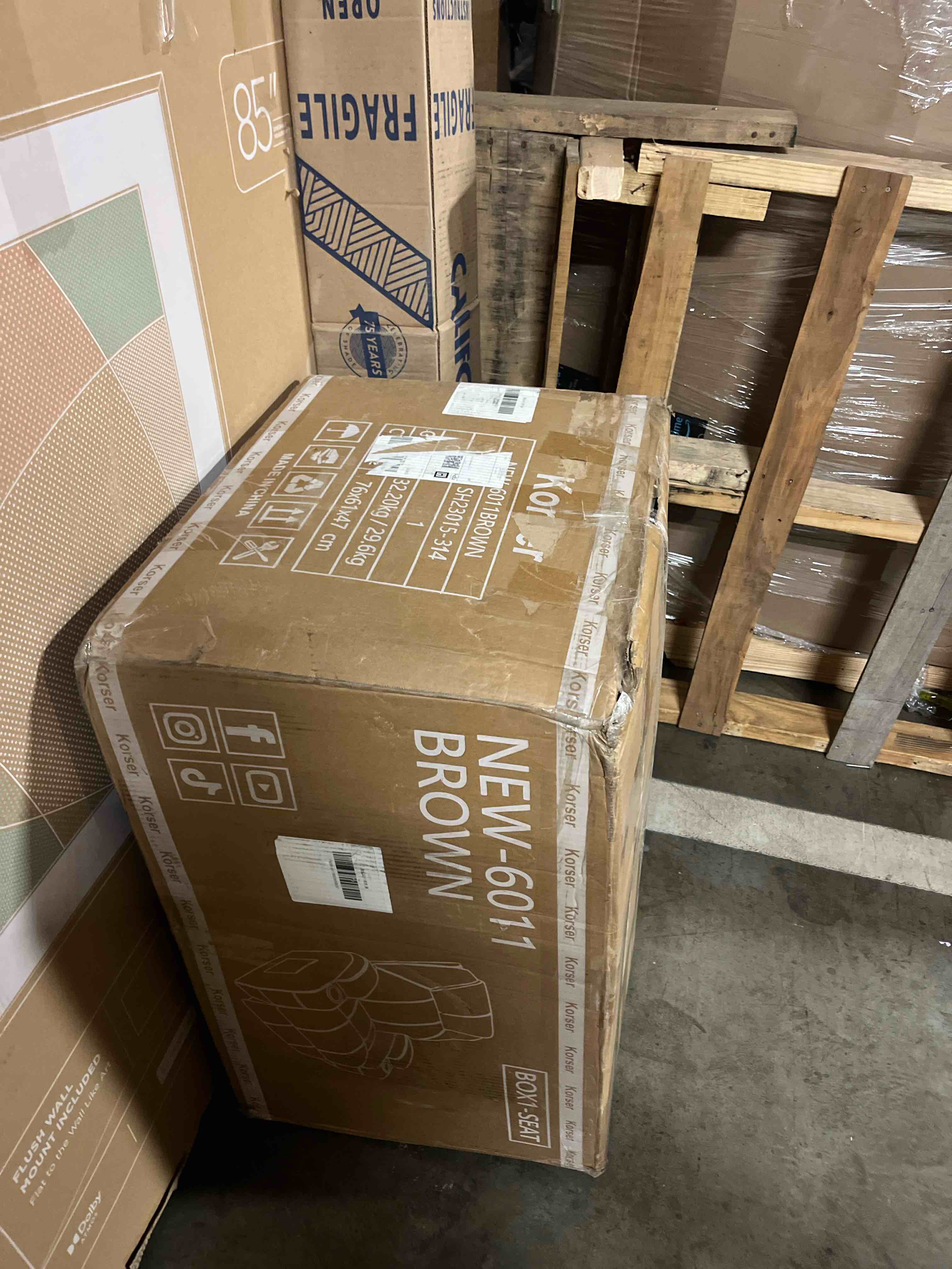 https://s3.amazonaws.com/lotting-images-prod/phillipi/PPE3511612_1757952382266.jpeg