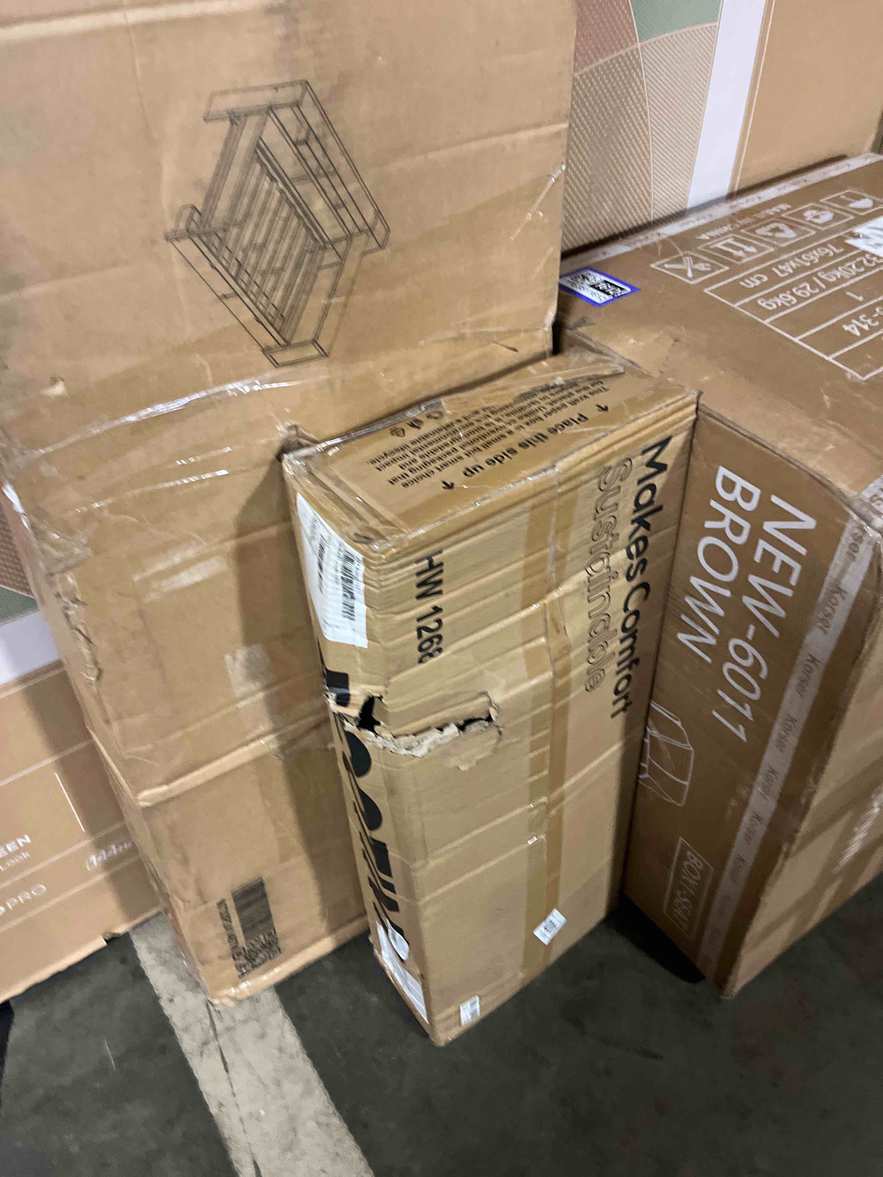 https://s3.amazonaws.com/lotting-images-prod/phillipi/PPE3511614_1757953348035.jpeg