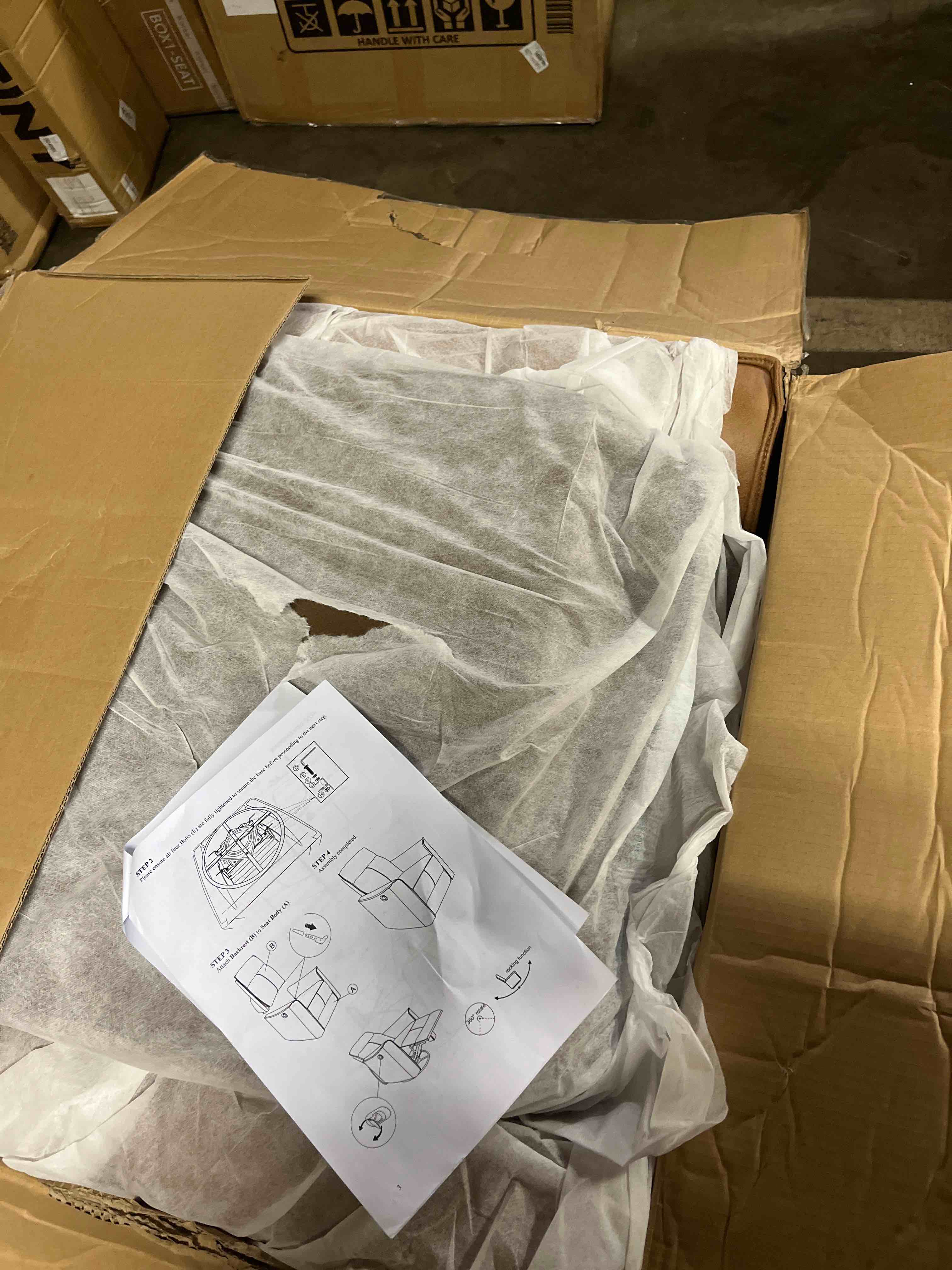 https://s3.amazonaws.com/lotting-images-prod/phillipi/PPE3511616_1757954520051.jpeg