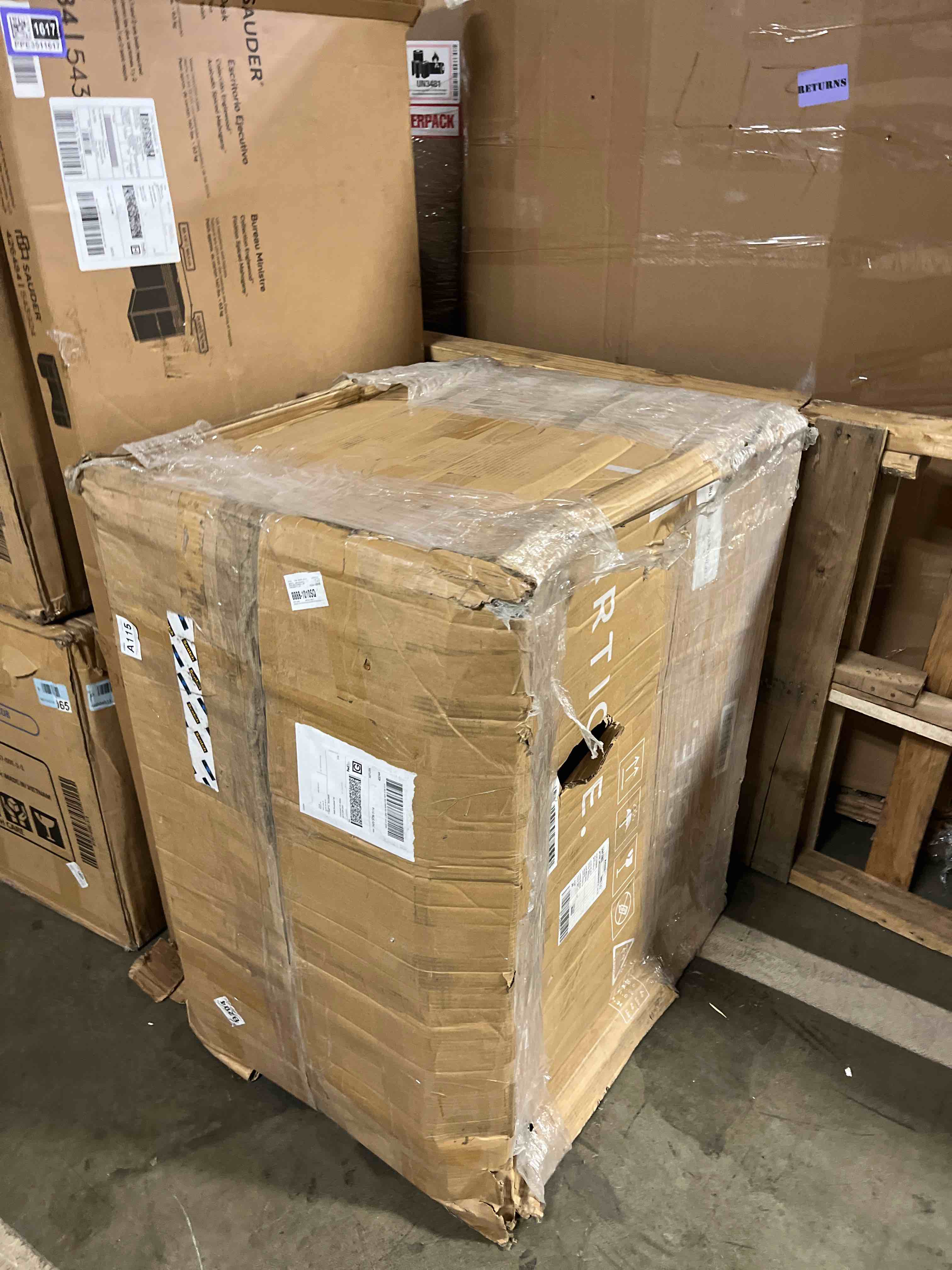 https://s3.amazonaws.com/lotting-images-prod/phillipi/PPE3511618_1757955909241.jpeg