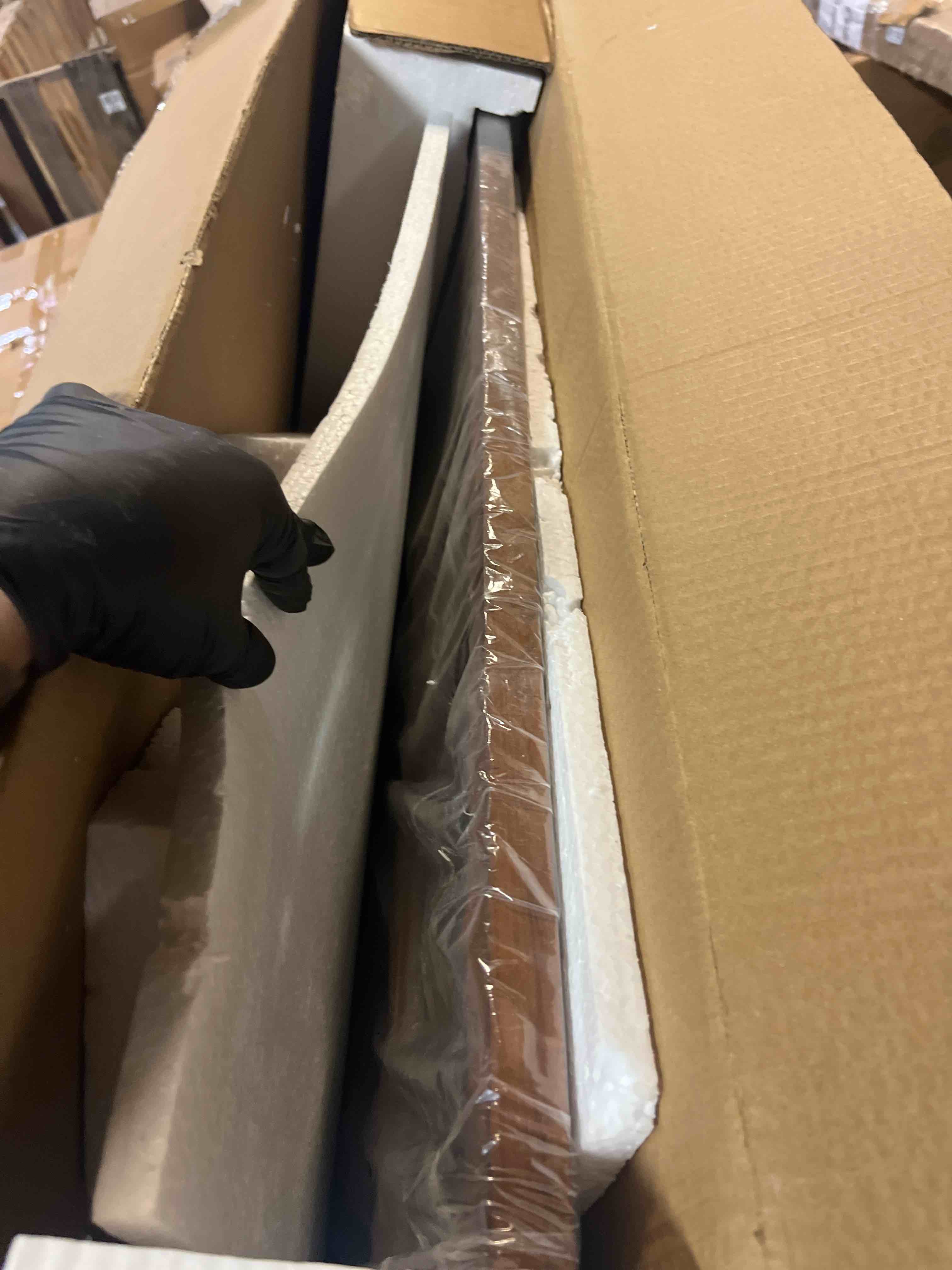 https://s3.amazonaws.com/lotting-images-prod/phillipi/PPE3511646_1757965845587.jpeg