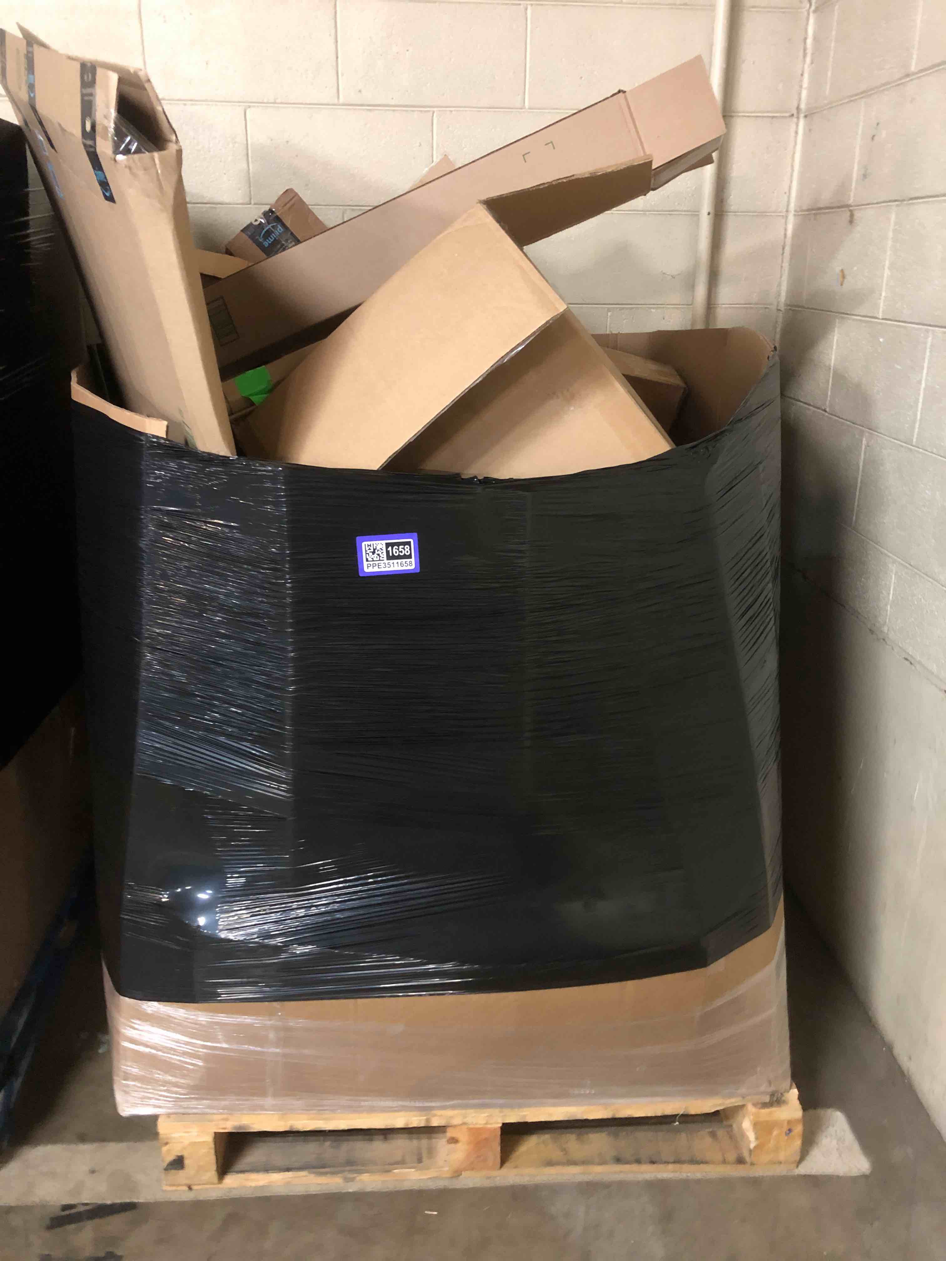 https://s3.amazonaws.com/lotting-images-prod/phillipi/PPE3511658_1758038836098.jpeg