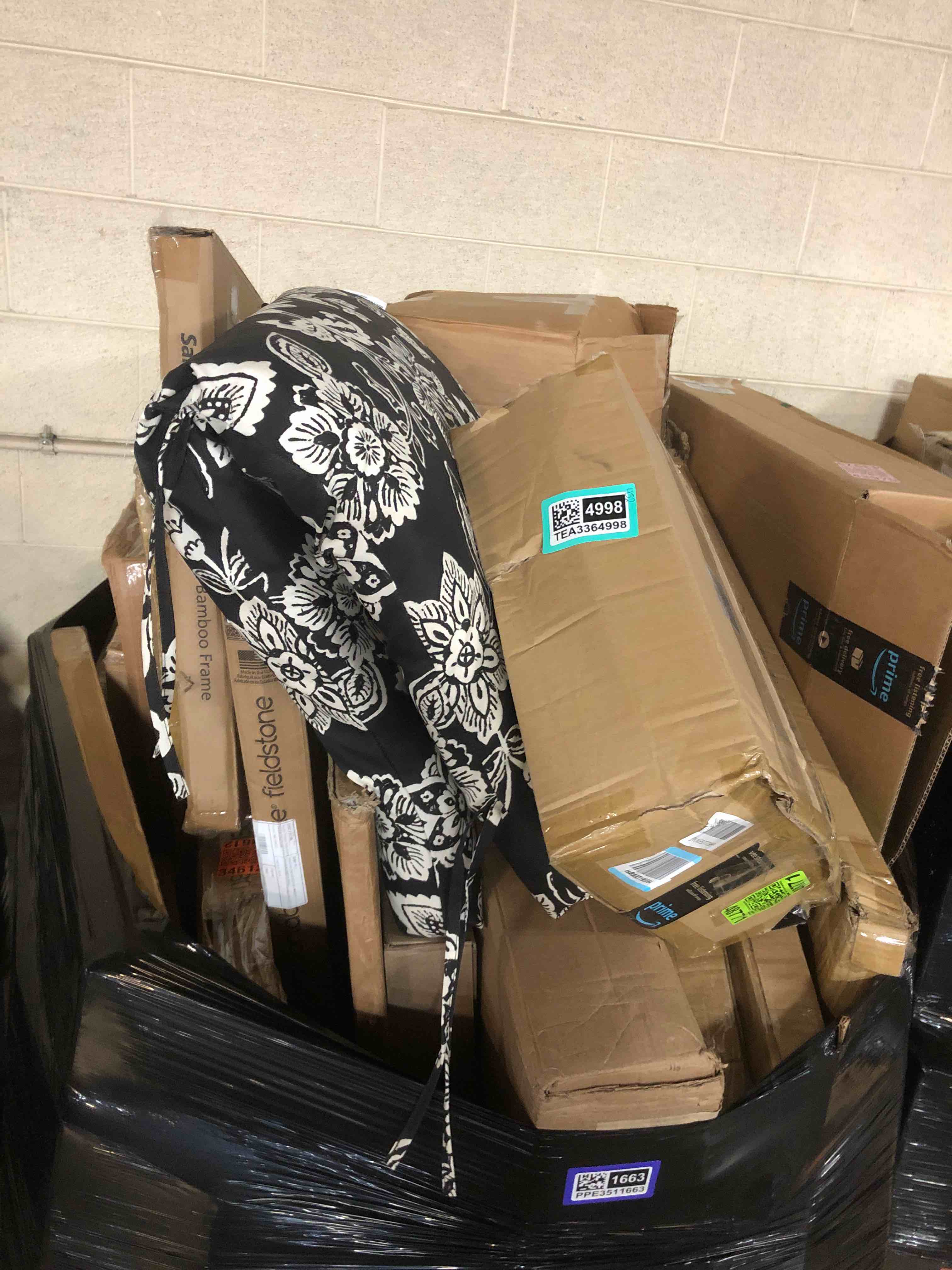 https://s3.amazonaws.com/lotting-images-prod/phillipi/PPE3511663_1758039025098.jpeg