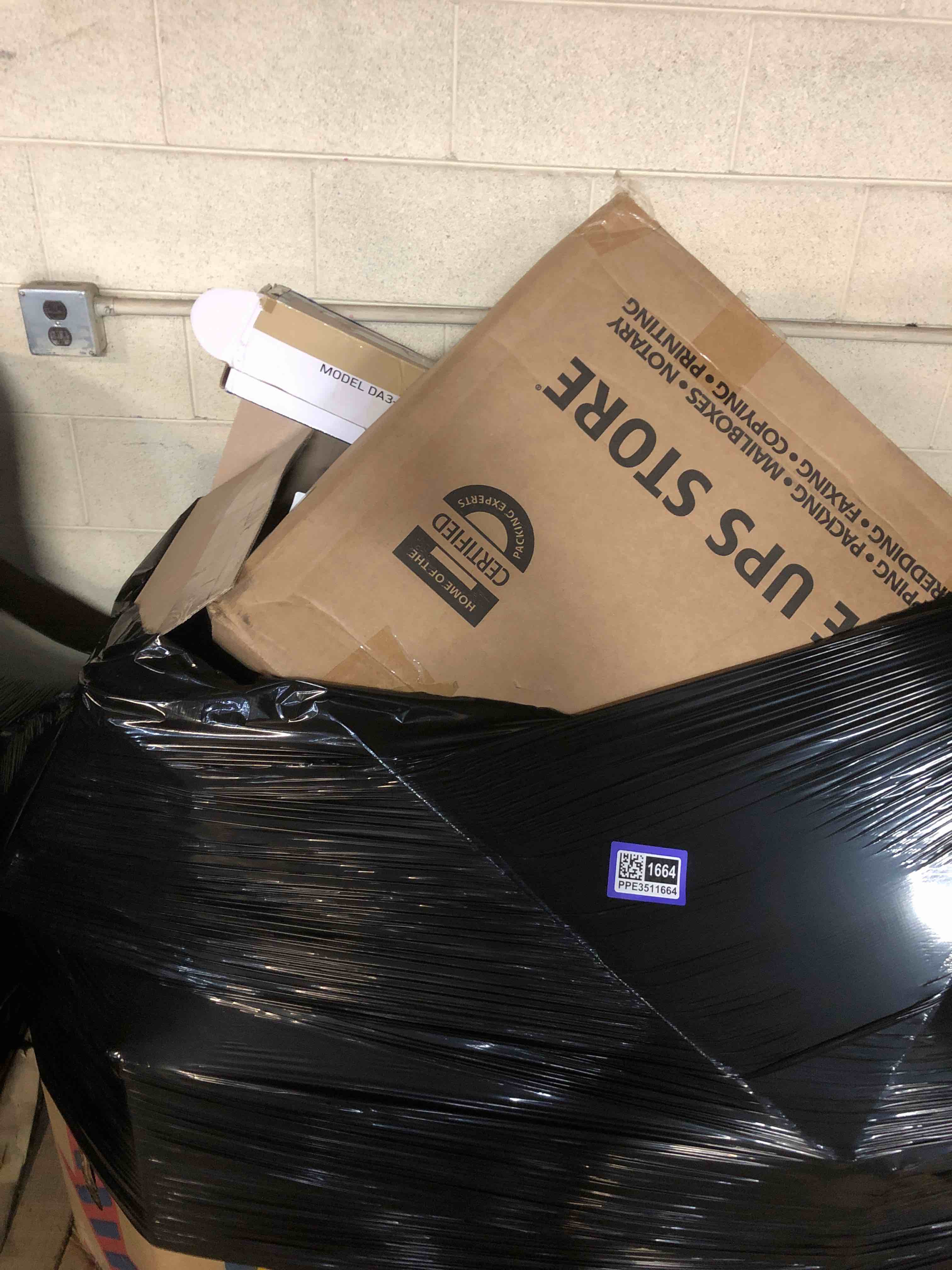 https://s3.amazonaws.com/lotting-images-prod/phillipi/PPE3511664_1758039059897.jpeg