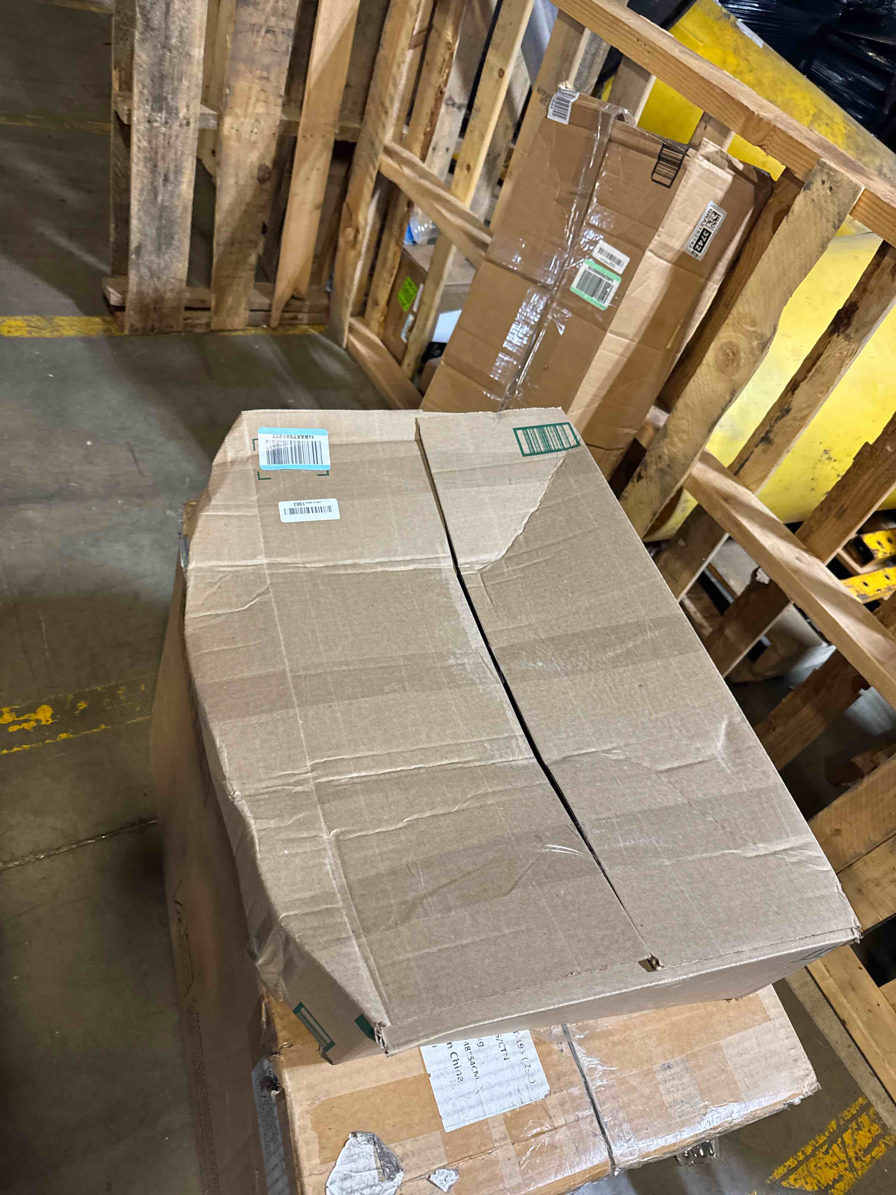 https://s3.amazonaws.com/lotting-images-prod/phillipi/PPE3511673_1758047210427.jpeg
