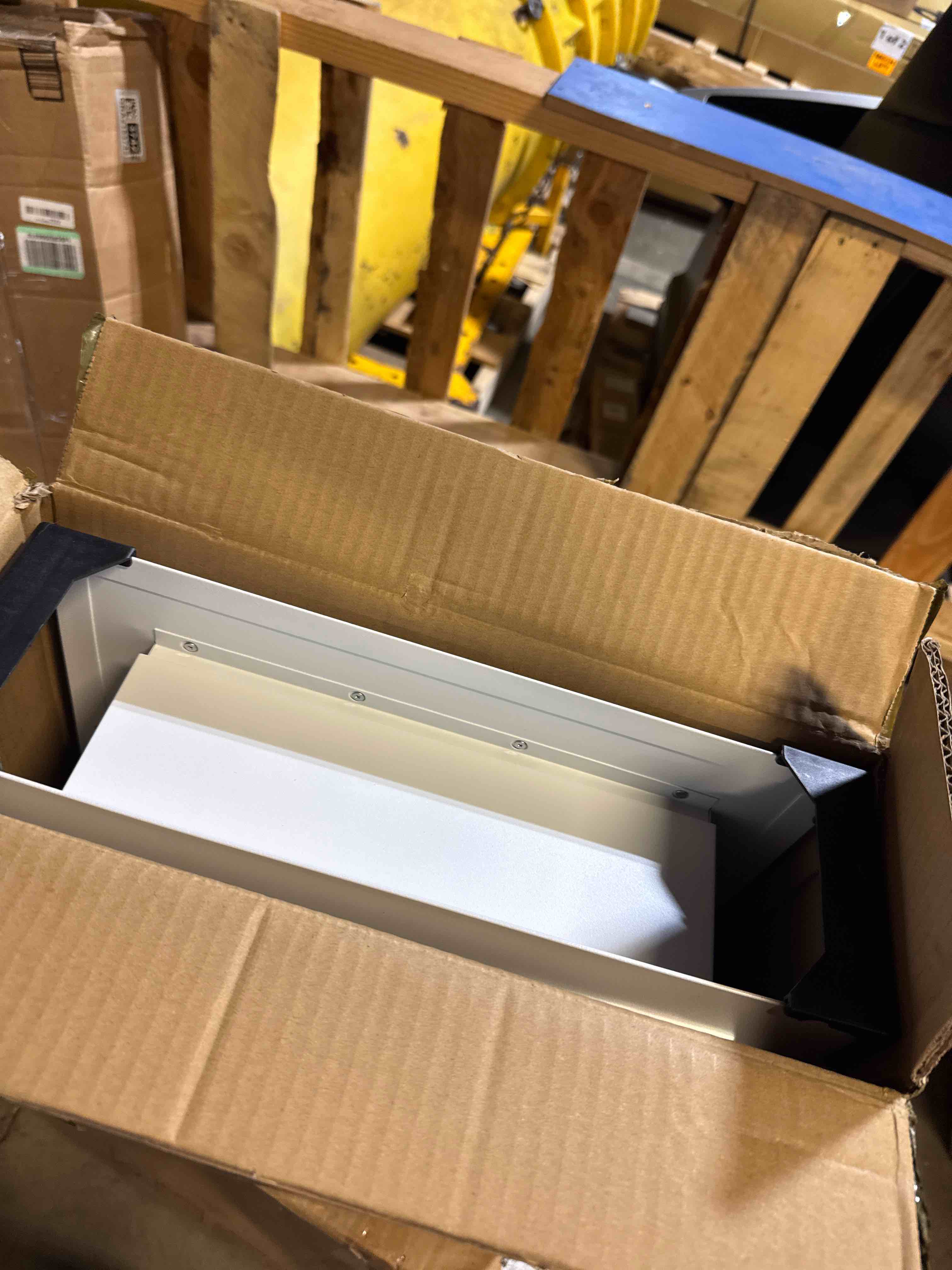 https://s3.amazonaws.com/lotting-images-prod/phillipi/PPE3511674_1758047307513.jpeg