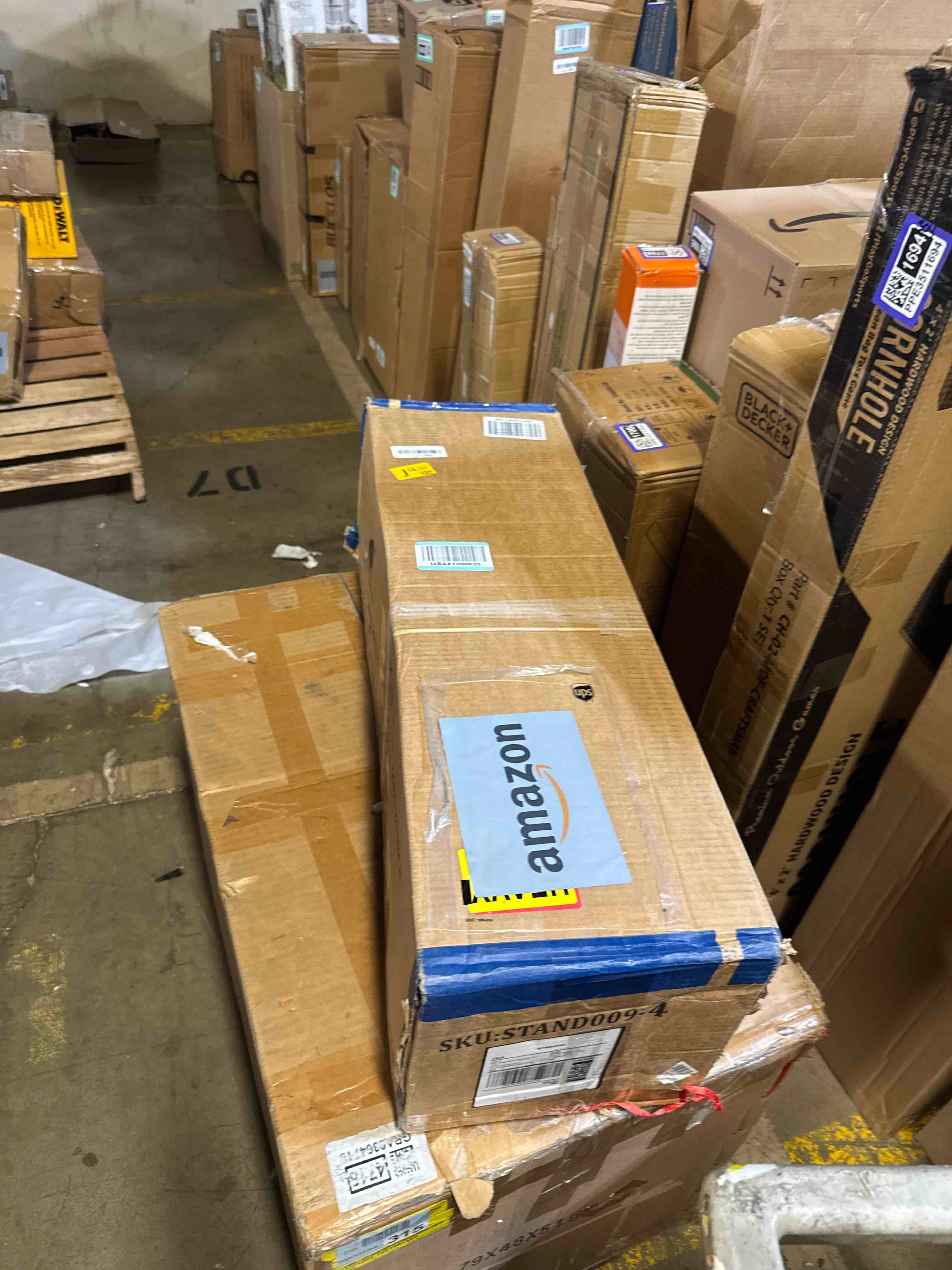 https://s3.amazonaws.com/lotting-images-prod/phillipi/PPE3511738_1758222670107.jpeg
