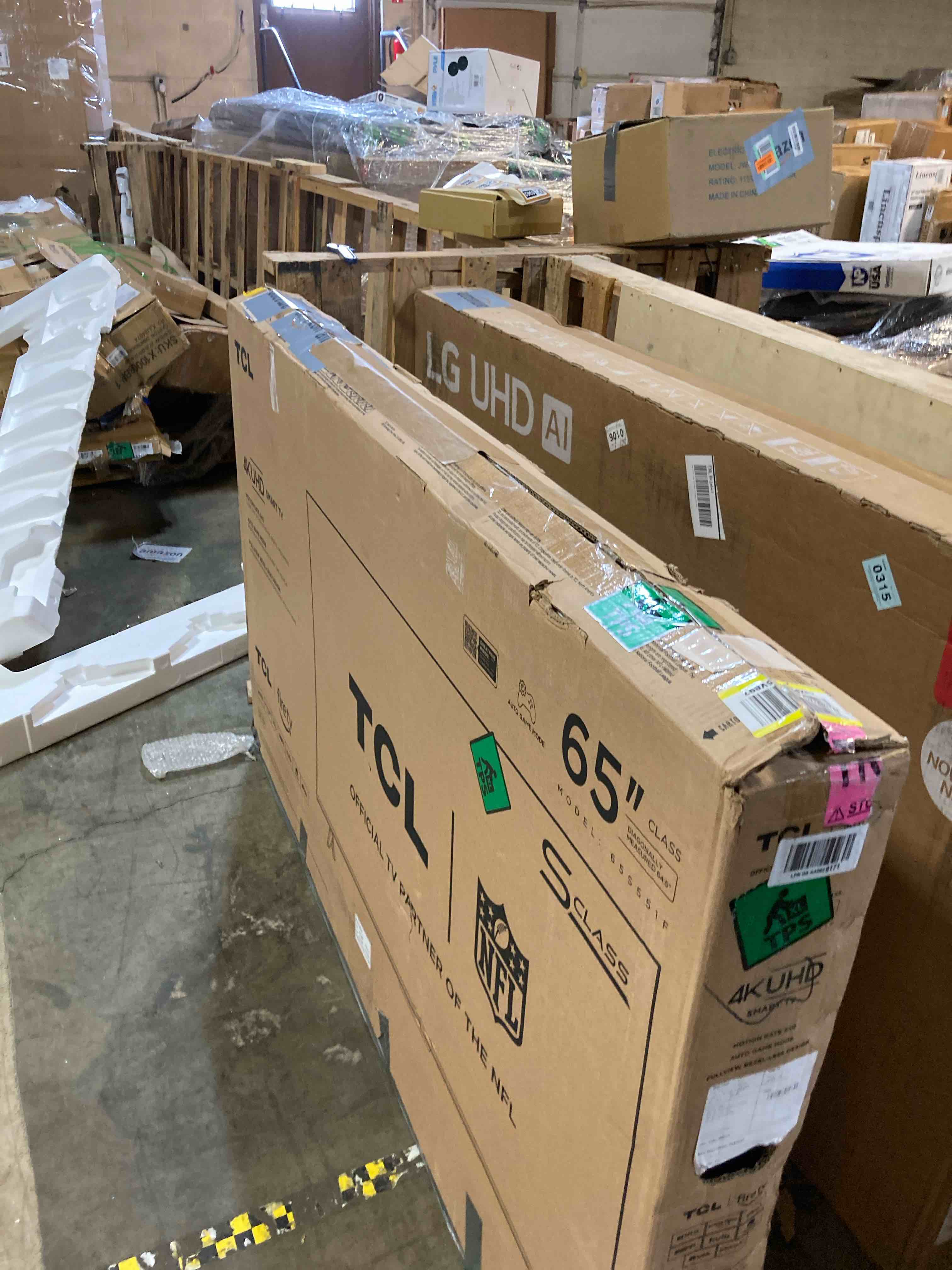 https://s3.amazonaws.com/lotting-images-prod/phillipi/PPE3511794_1758302543315.jpeg
