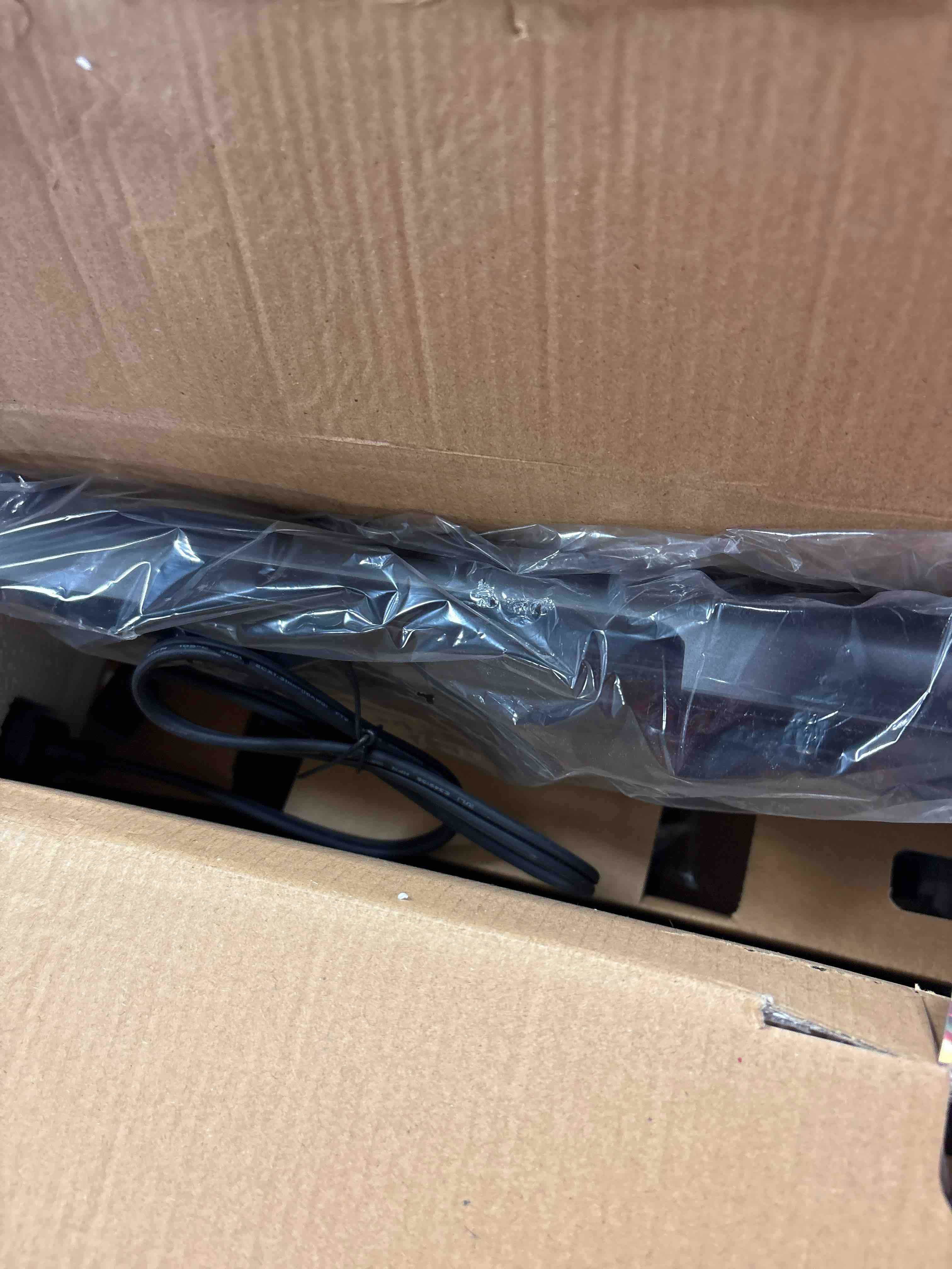 https://s3.amazonaws.com/lotting-images-prod/phillipi/PPE3511891_1758741139253.jpeg