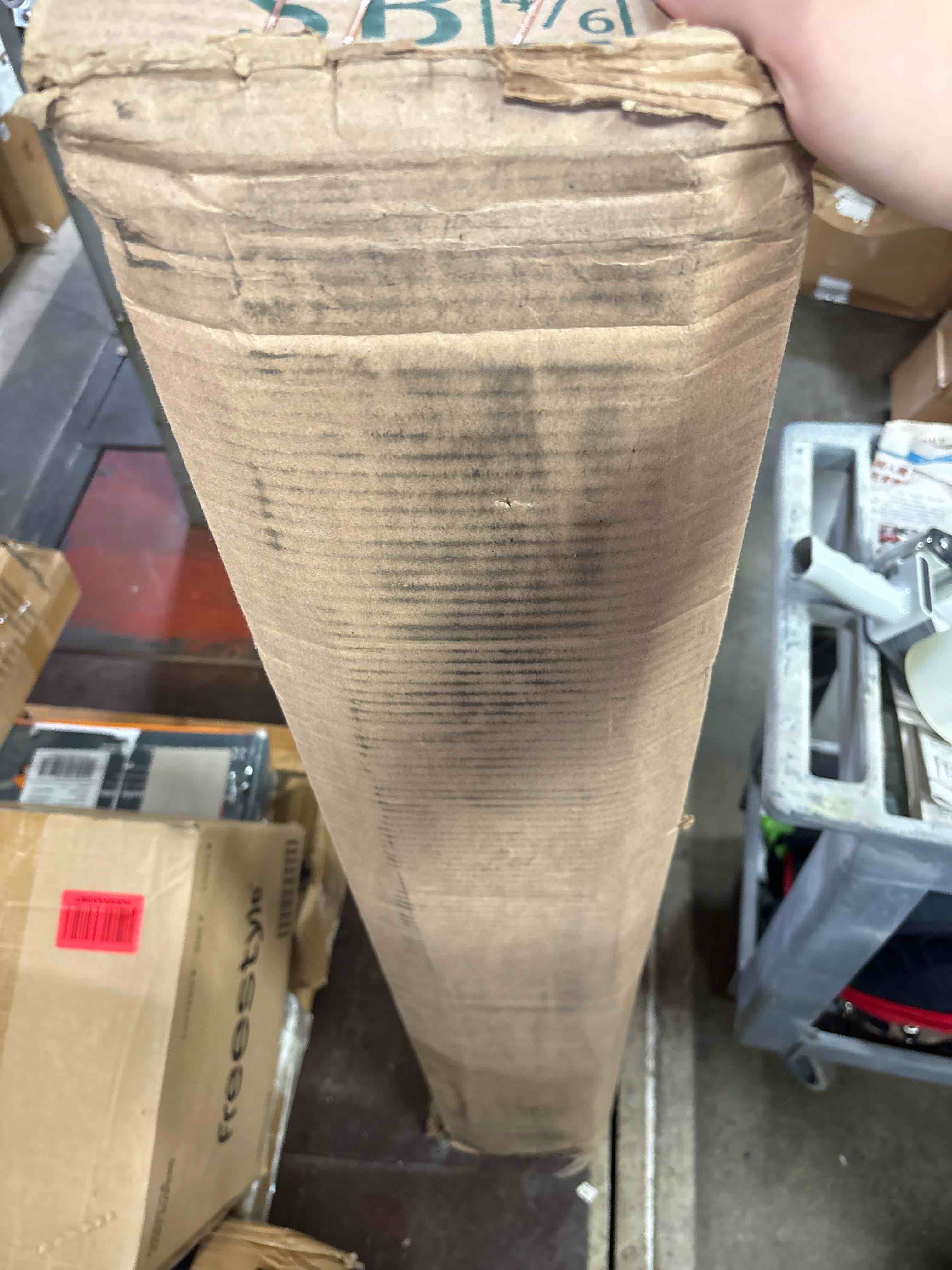 https://s3.amazonaws.com/lotting-images-prod/phillipi/PPE3511894_1758807598949.jpeg