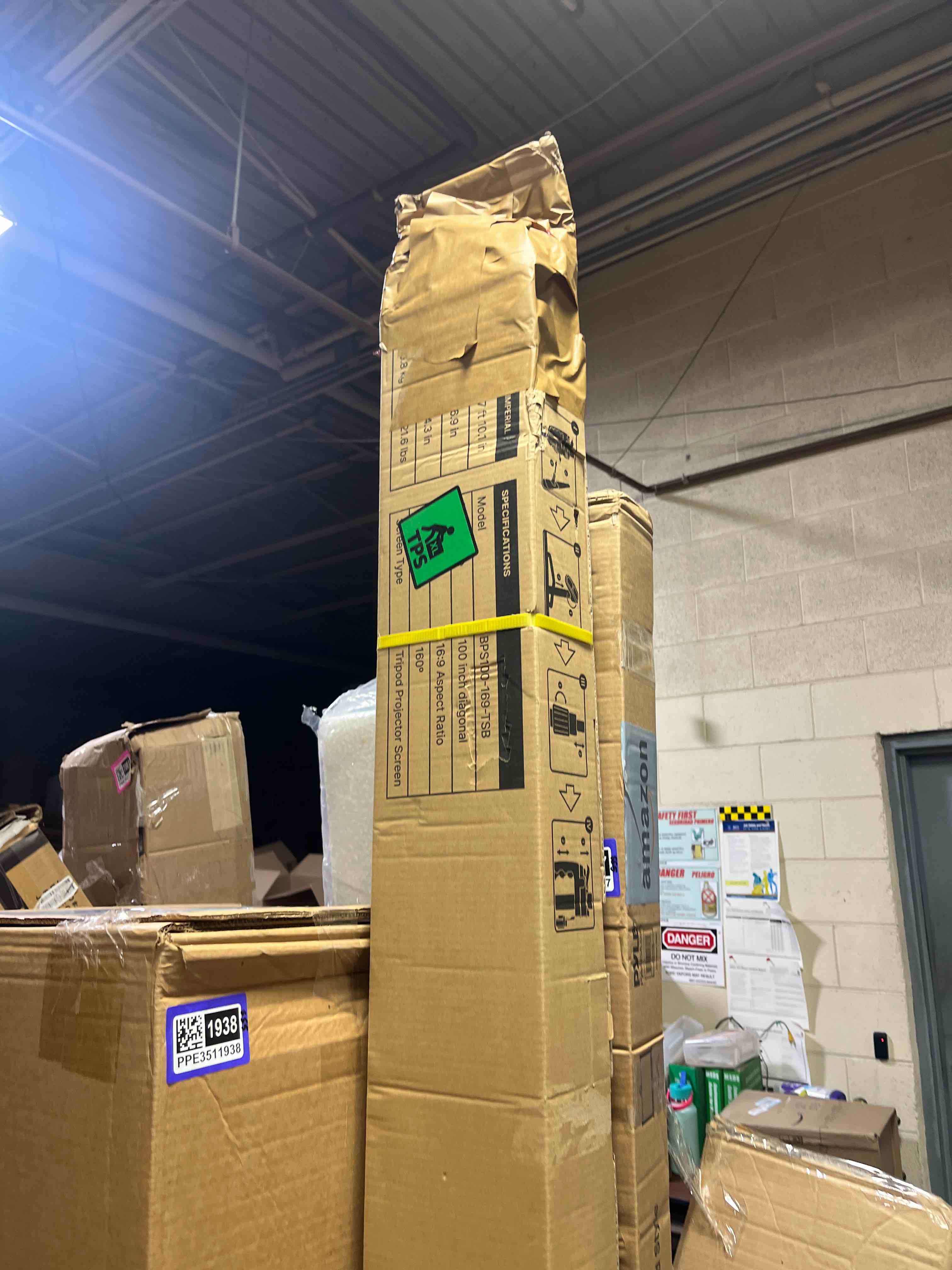 https://s3.amazonaws.com/lotting-images-prod/phillipi/PPE3511936_1758807679373.jpeg