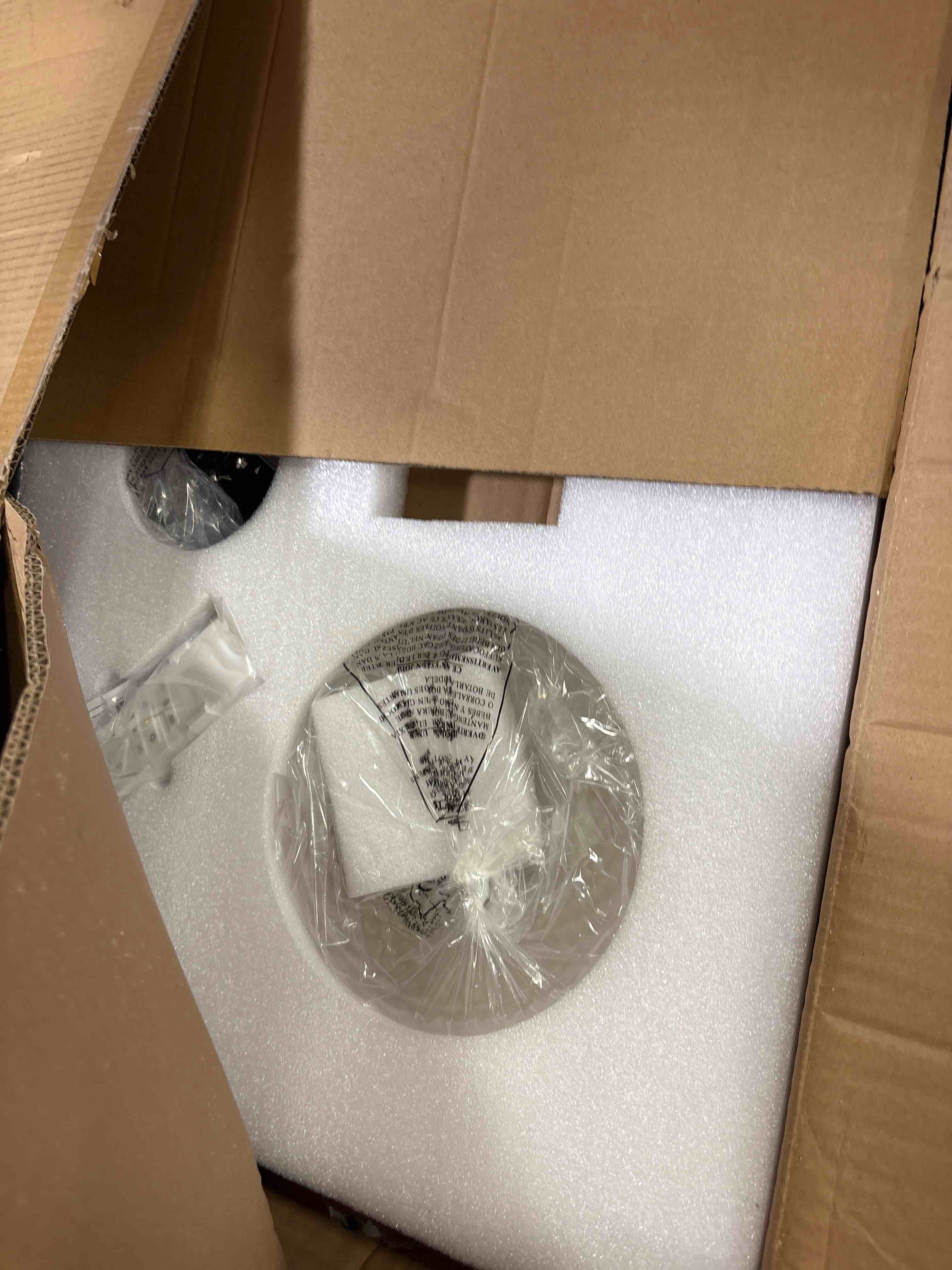 https://s3.amazonaws.com/lotting-images-prod/phillipi/PPE3511975_1758823532447.jpeg