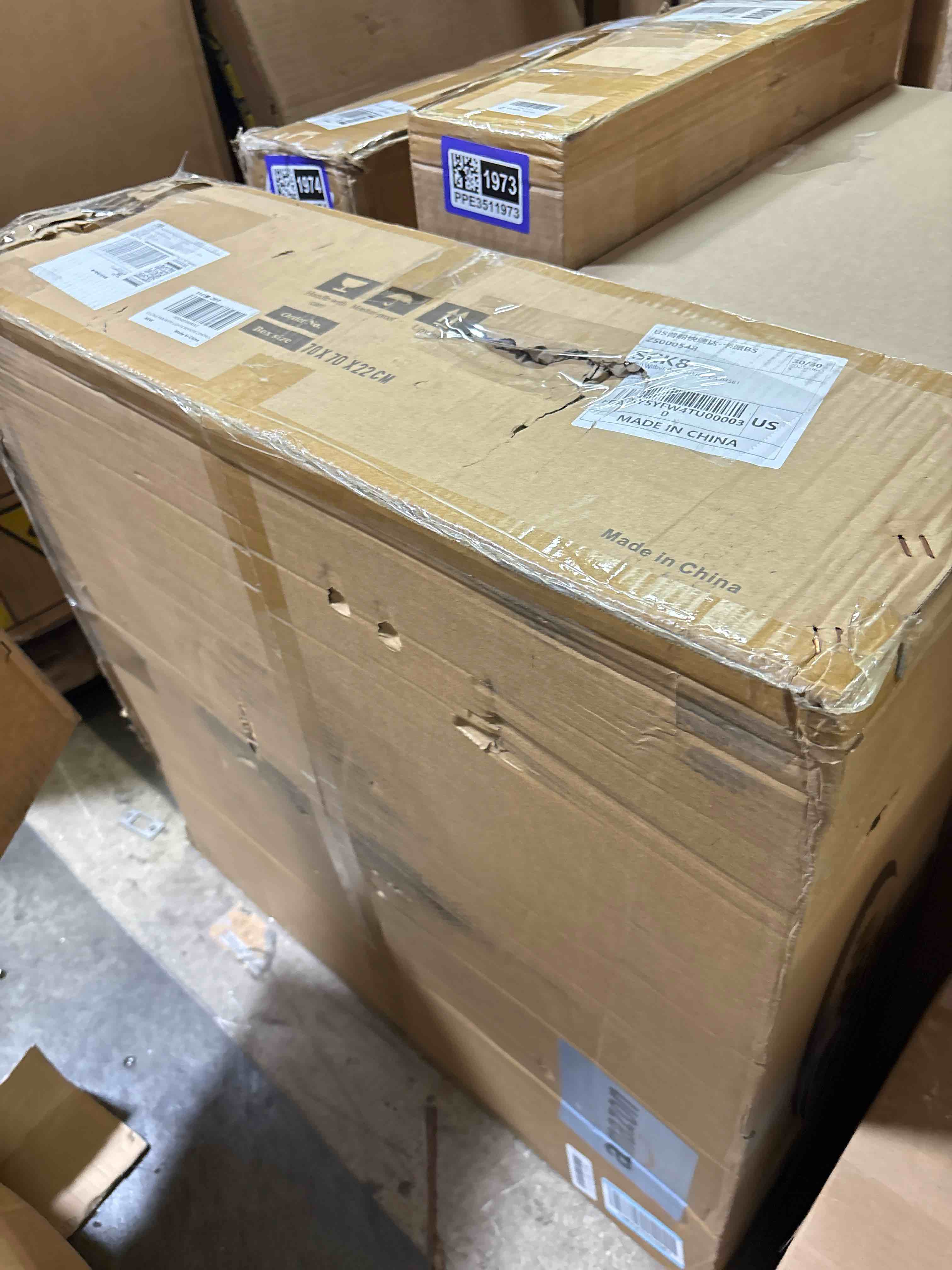 https://s3.amazonaws.com/lotting-images-prod/phillipi/PPE3511975_1758823584696.jpeg