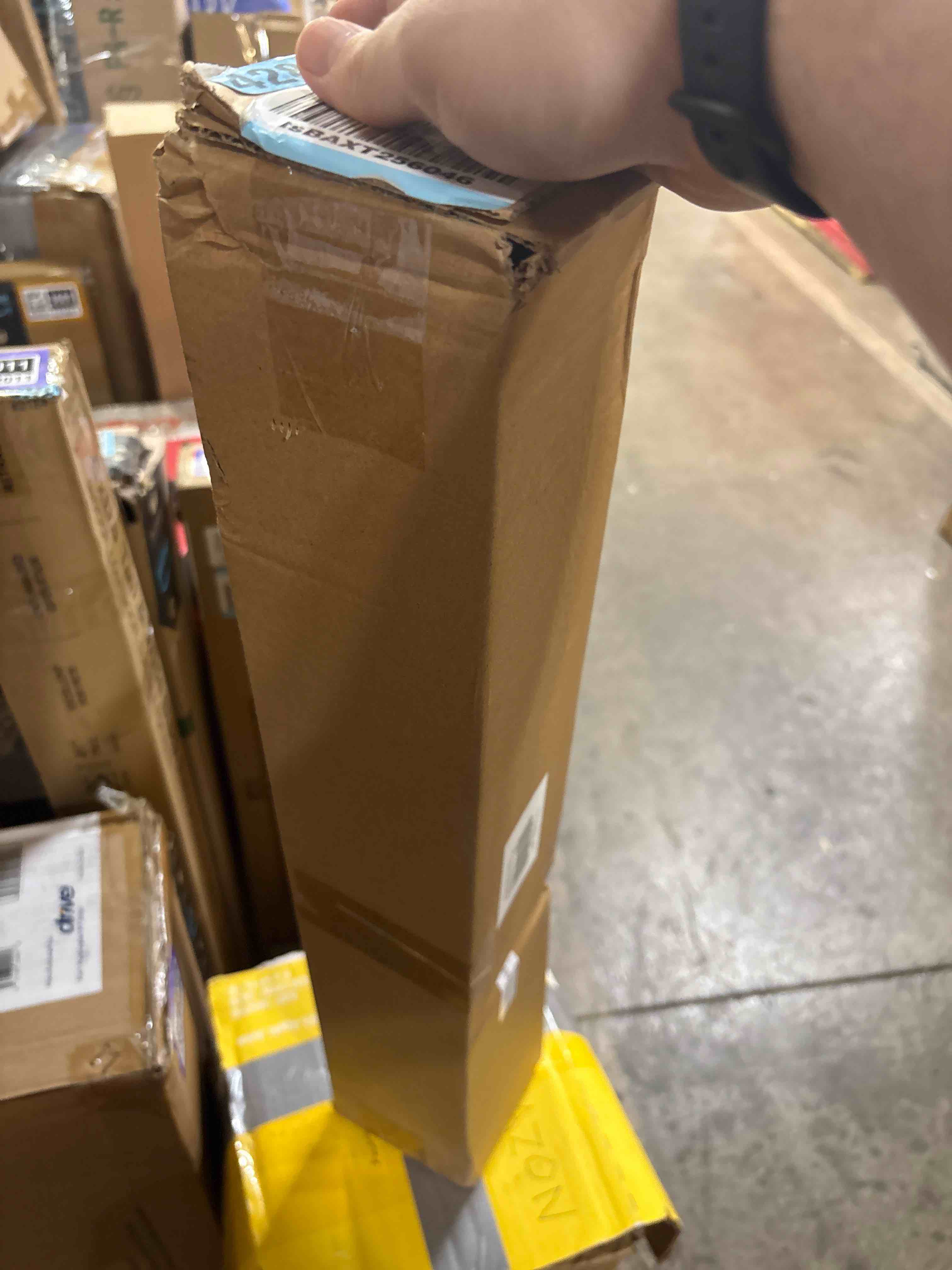 https://s3.amazonaws.com/lotting-images-prod/phillipi/PPE3512012_1759244946317.jpeg