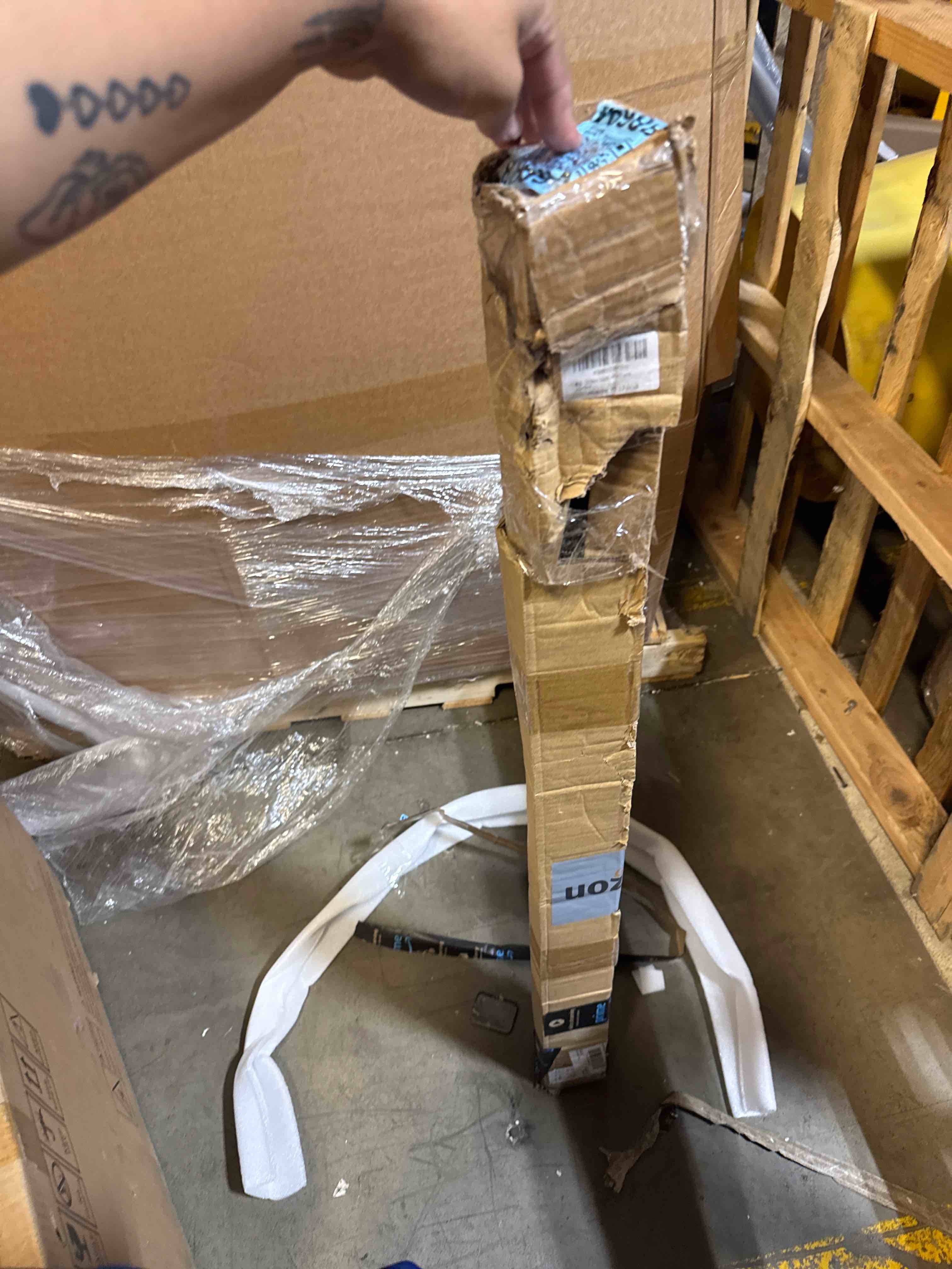 https://s3.amazonaws.com/lotting-images-prod/phillipi/PPE3512323_1759506100549.jpeg