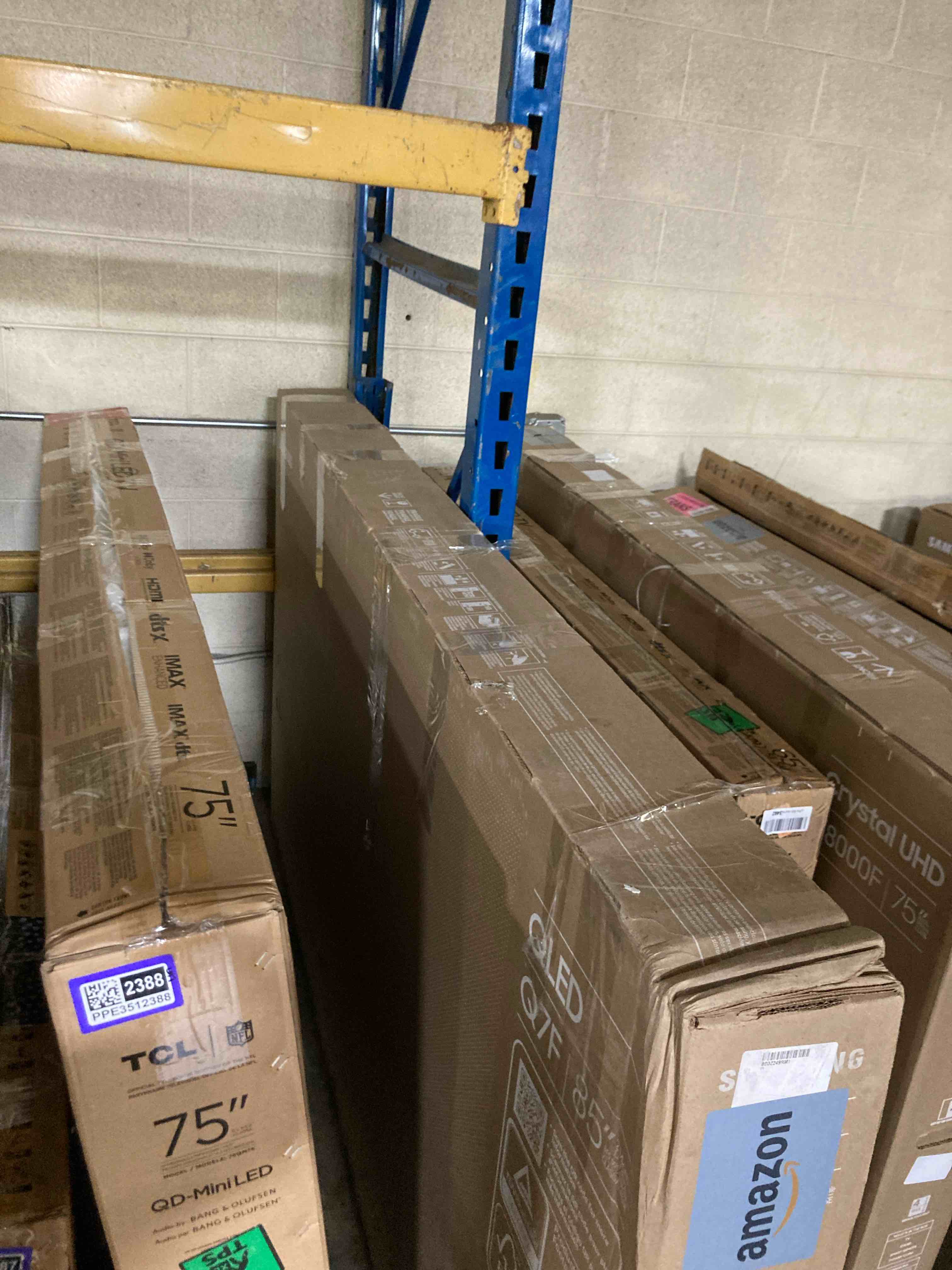 https://s3.amazonaws.com/lotting-images-prod/phillipi/PPE3512389_1759520601560.jpeg