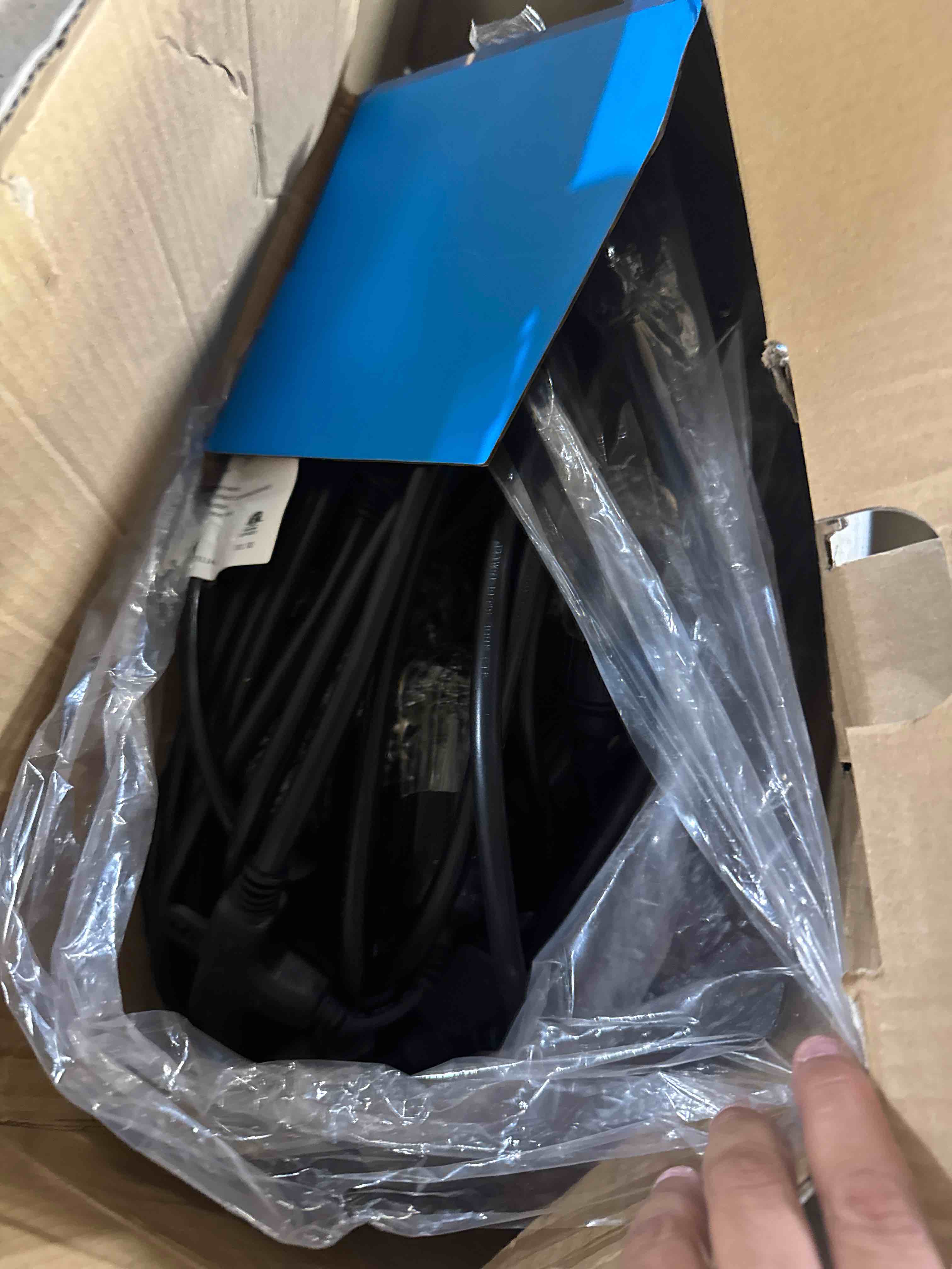 https://s3.amazonaws.com/lotting-images-prod/phillipi/PPE3512493_1759856710035.jpeg