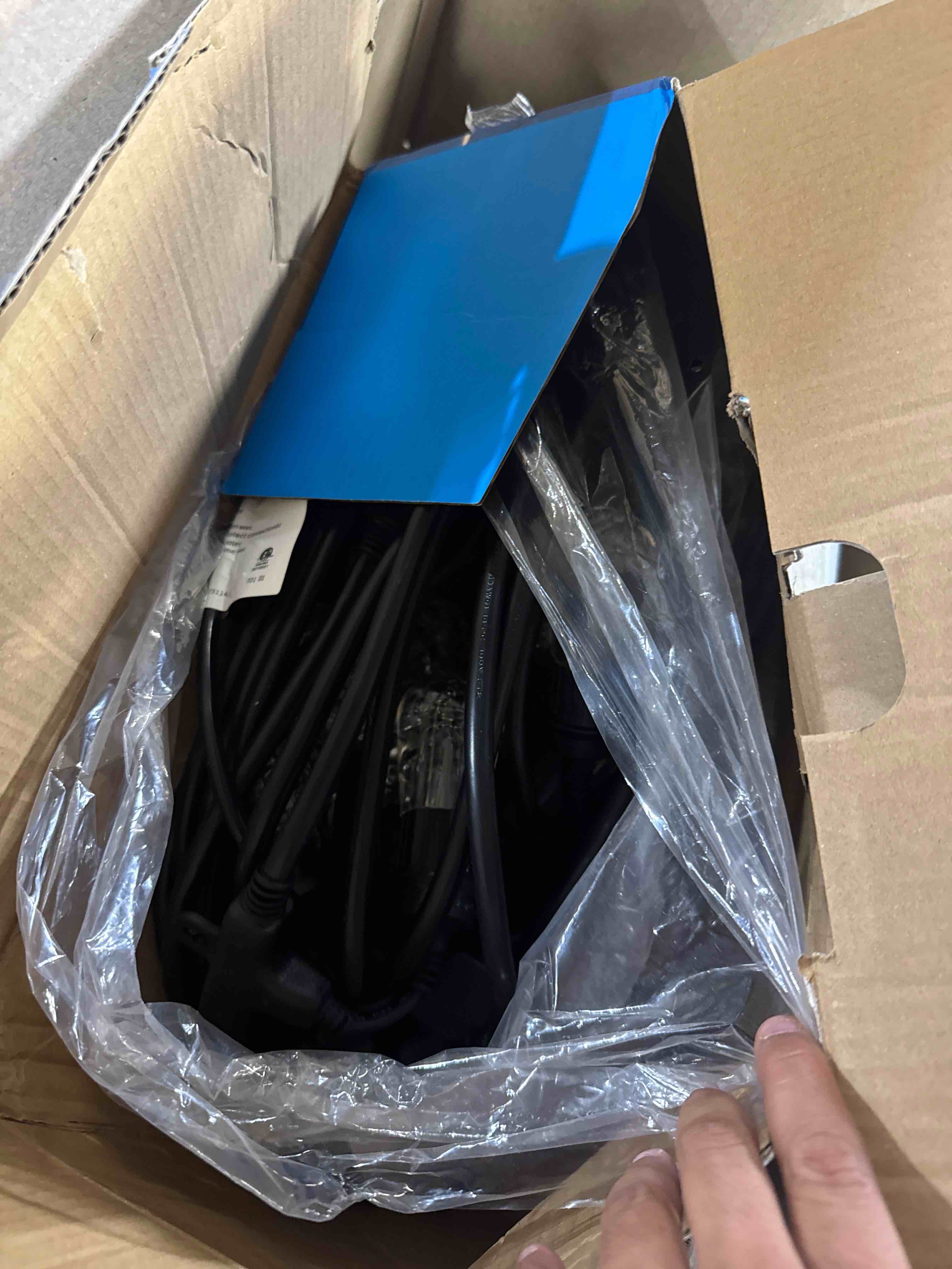 https://s3.amazonaws.com/lotting-images-prod/phillipi/PPE3512493_1759856711006.jpeg