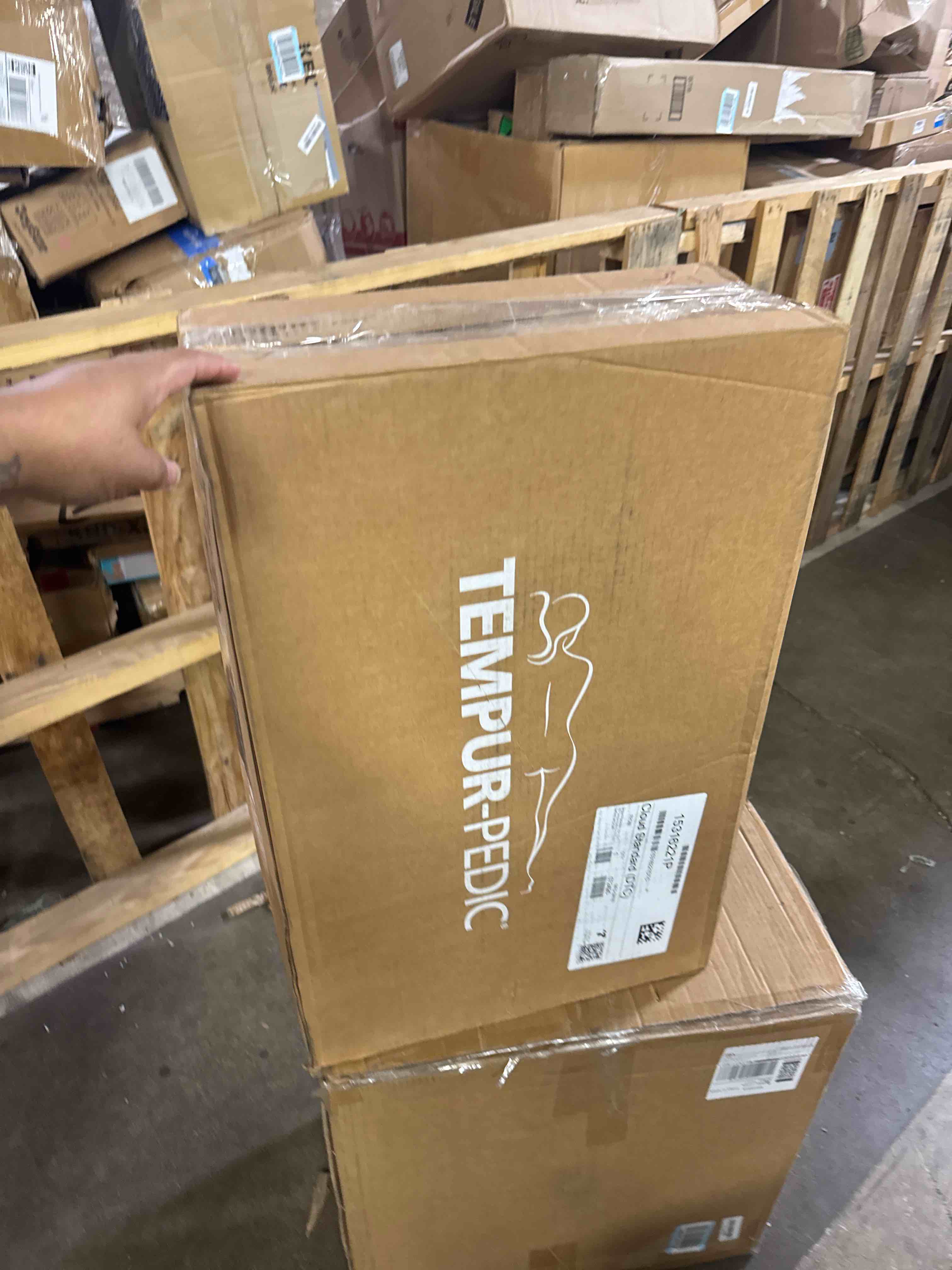 https://s3.amazonaws.com/lotting-images-prod/phillipi/PPE3512497_1759857523415.jpeg