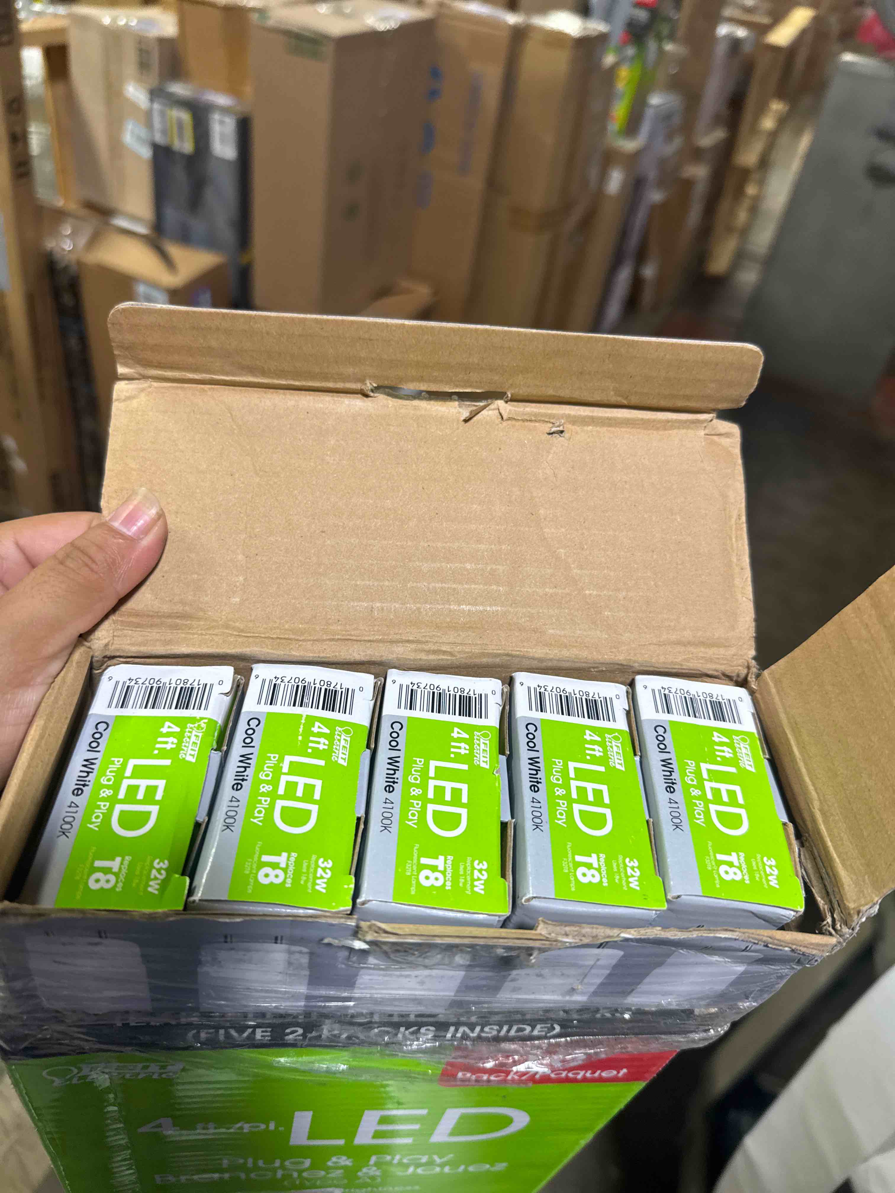 https://s3.amazonaws.com/lotting-images-prod/phillipi/PPE3512625_1760018654150.jpeg