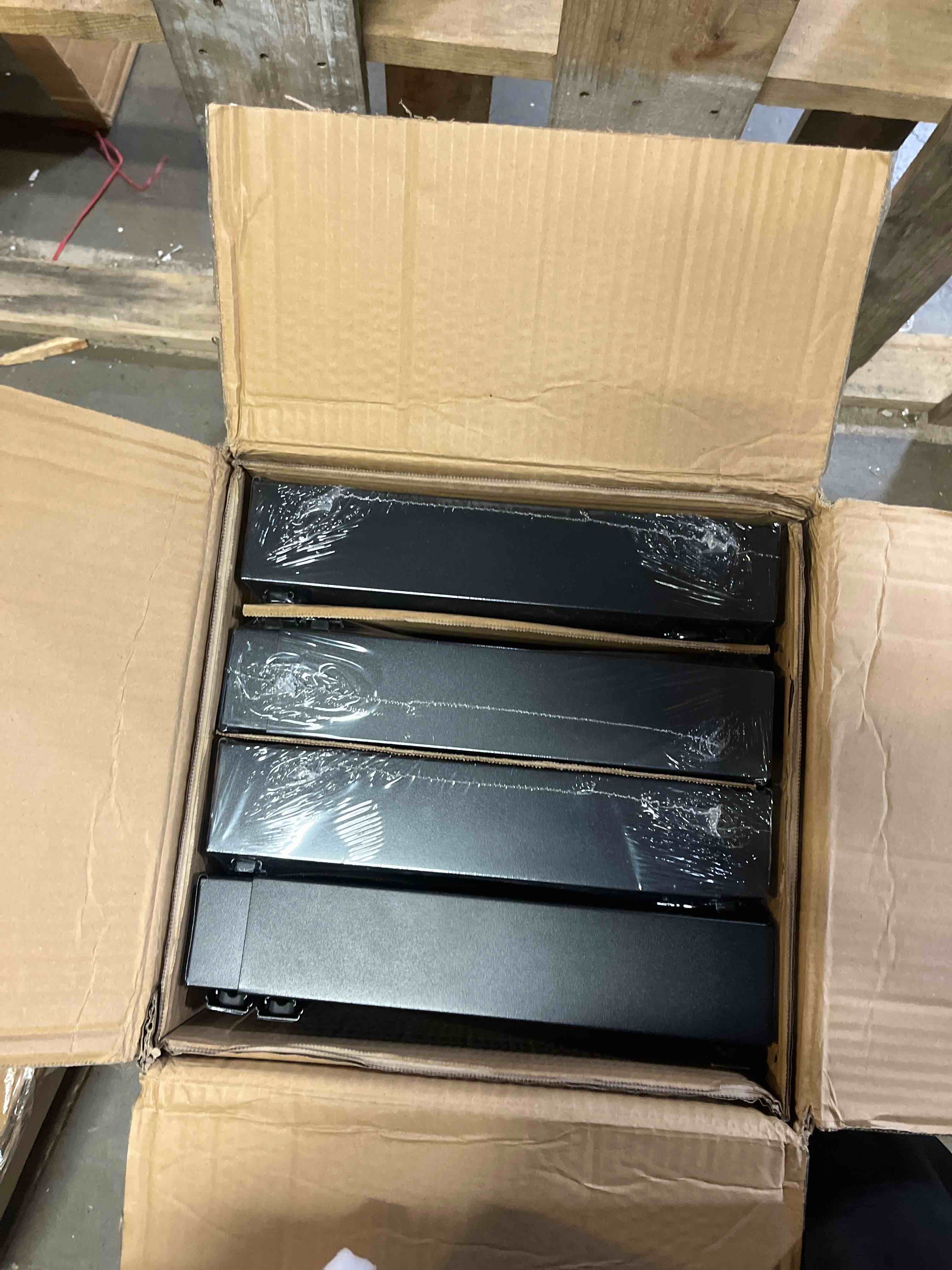 https://s3.amazonaws.com/lotting-images-prod/phillipi/PPE3512694_1760454400853.jpeg