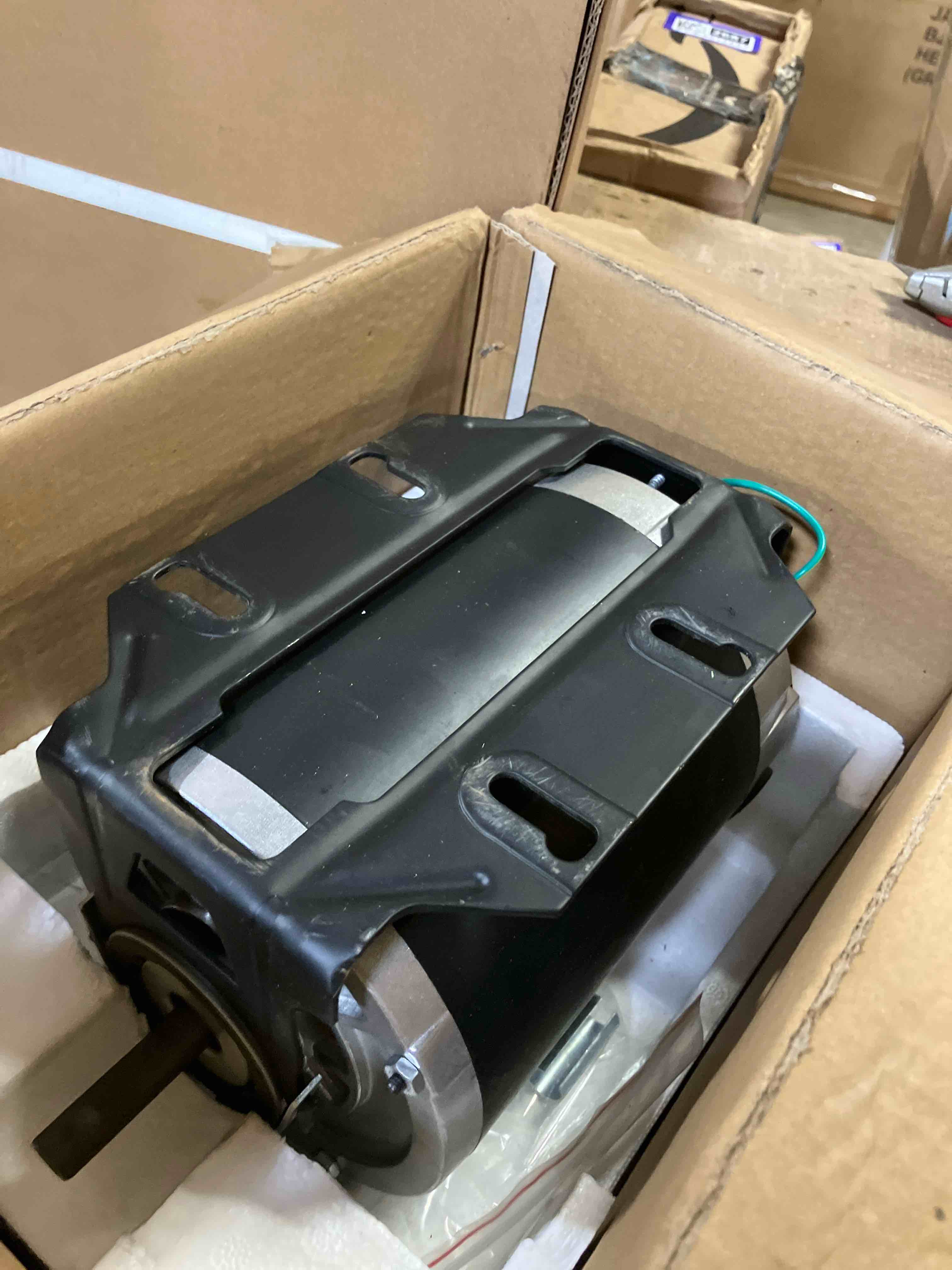 https://s3.amazonaws.com/lotting-images-prod/phillipi/PPE3512744_1760467035775.jpeg