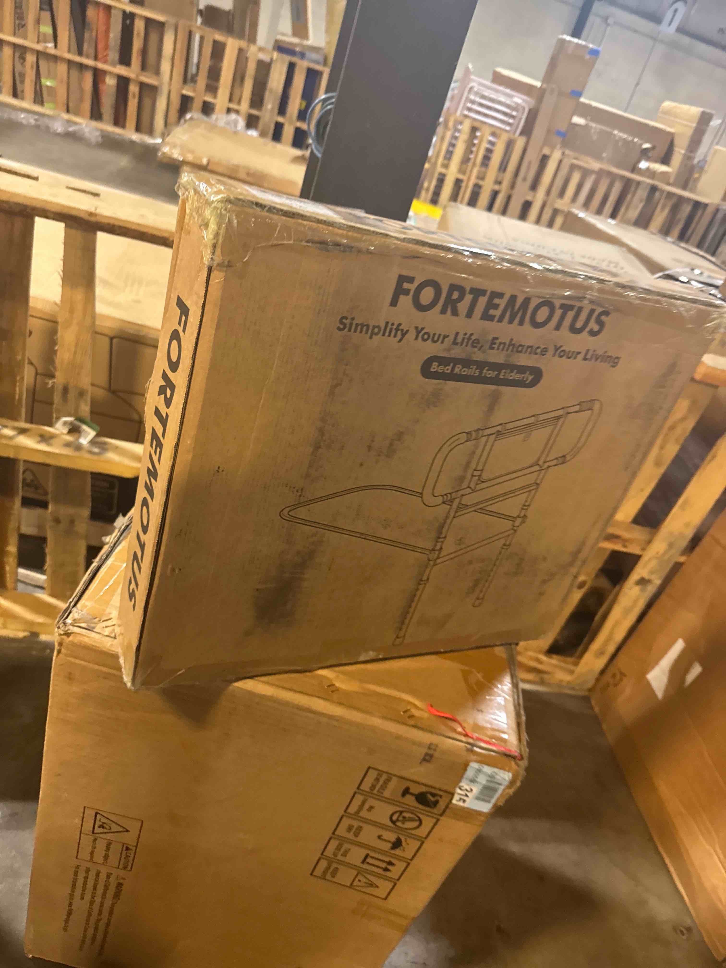 https://s3.amazonaws.com/lotting-images-prod/phillipi/PPE3512781_1760462444919.jpeg