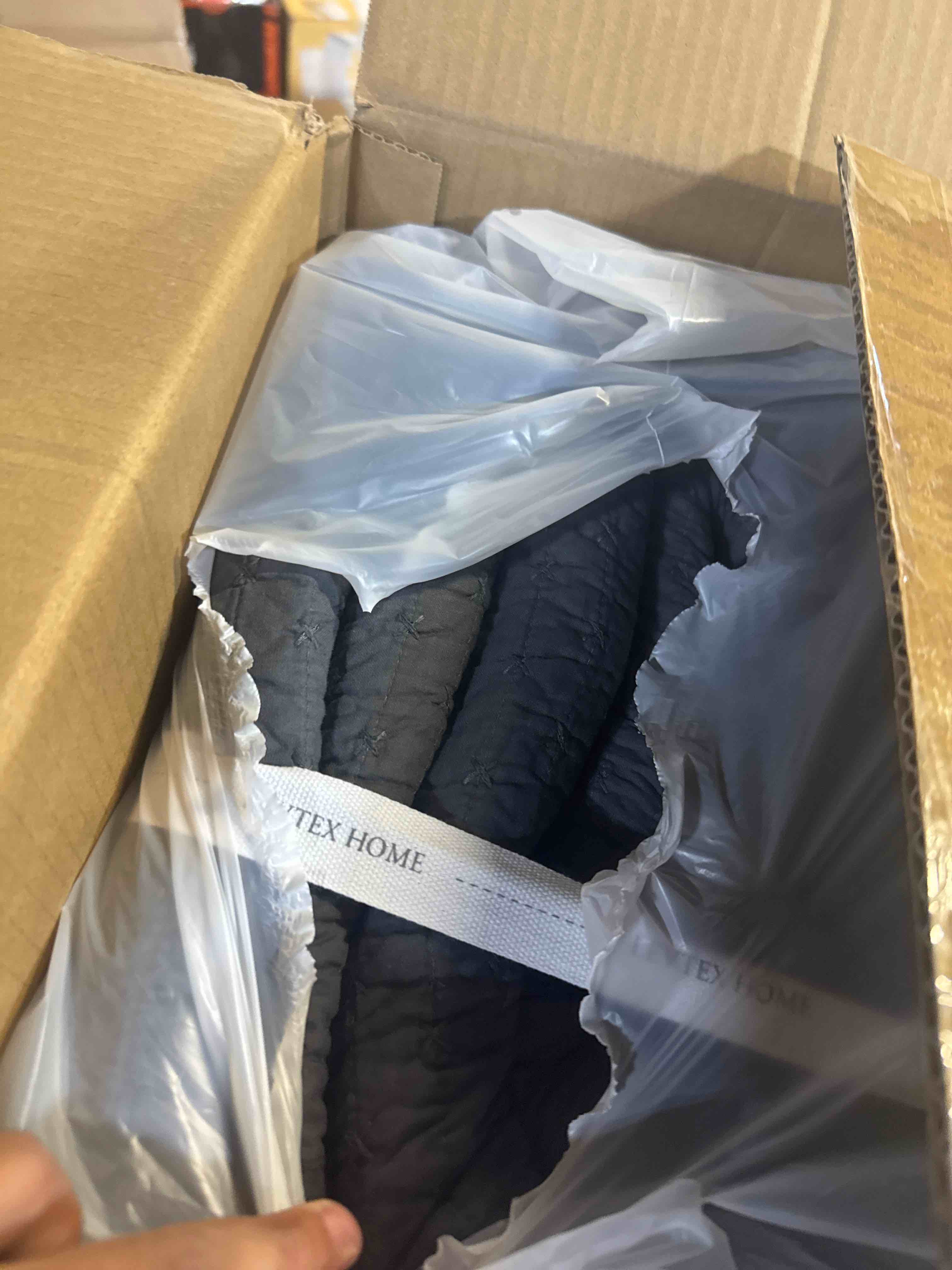 https://s3.amazonaws.com/lotting-images-prod/phillipi/PPE3512801_1760464302714.jpeg