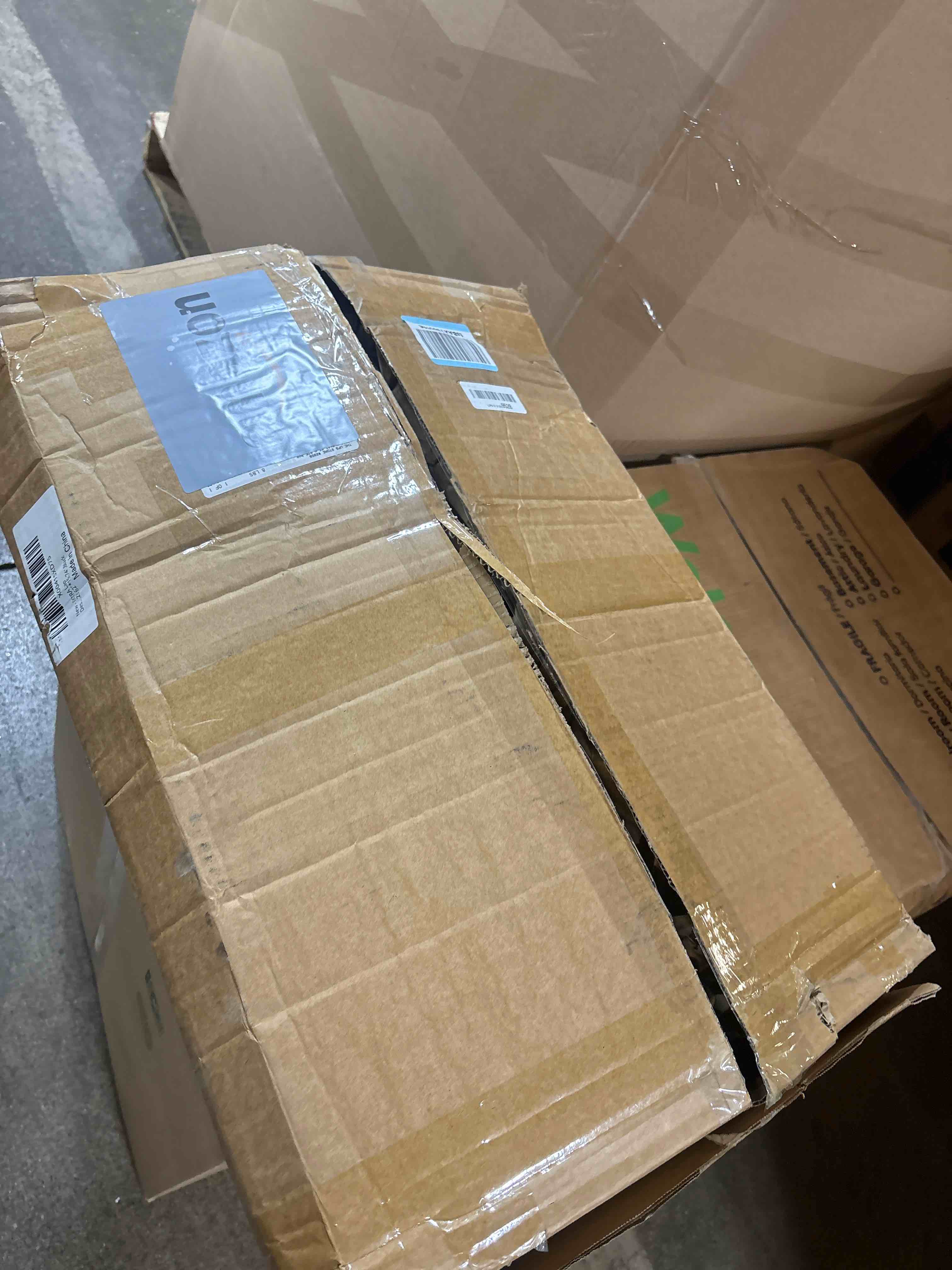 https://s3.amazonaws.com/lotting-images-prod/phillipi/PPE3512853_1760554693665.jpeg