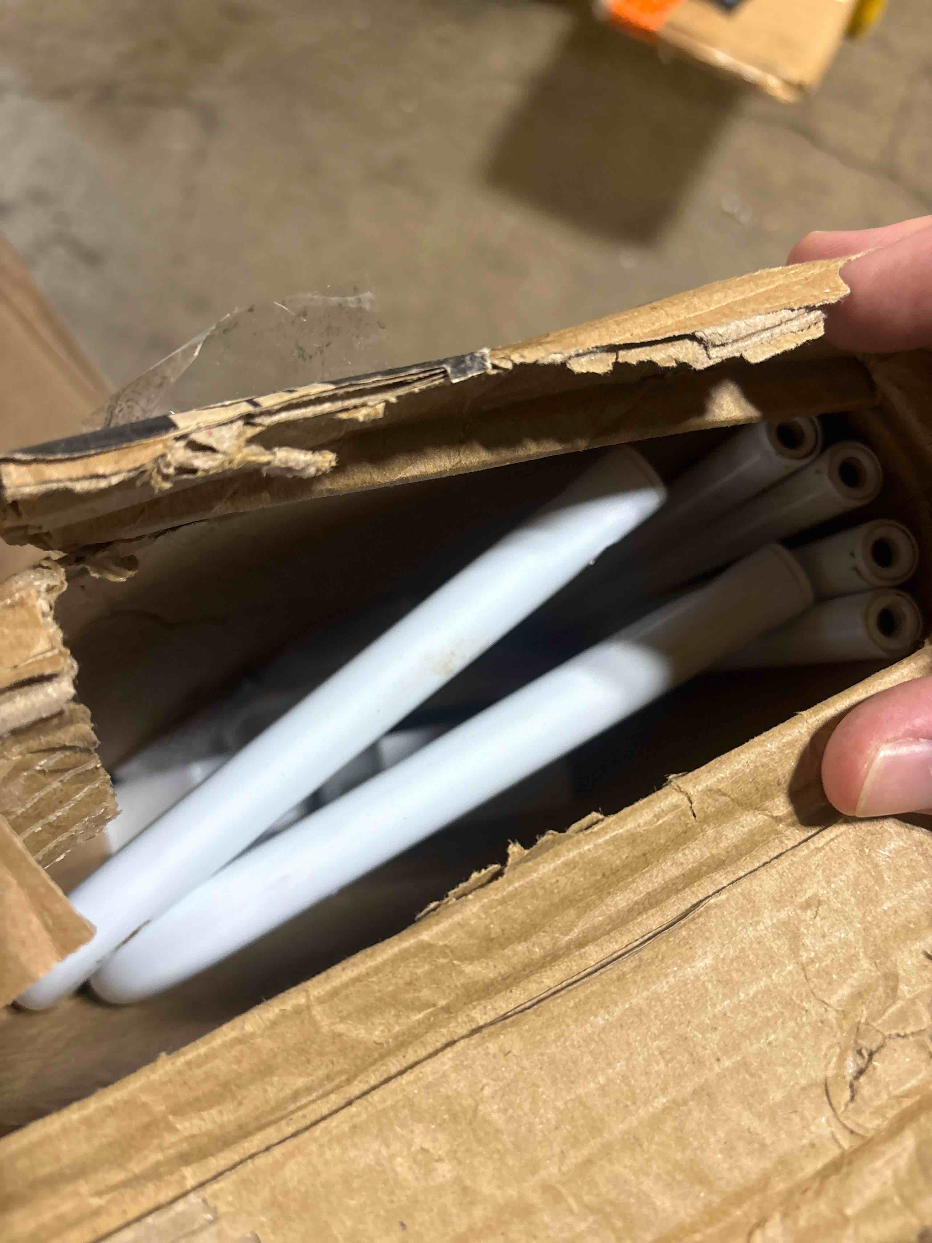https://s3.amazonaws.com/lotting-images-prod/phillipi/PPE3512857_1760556061272.jpeg