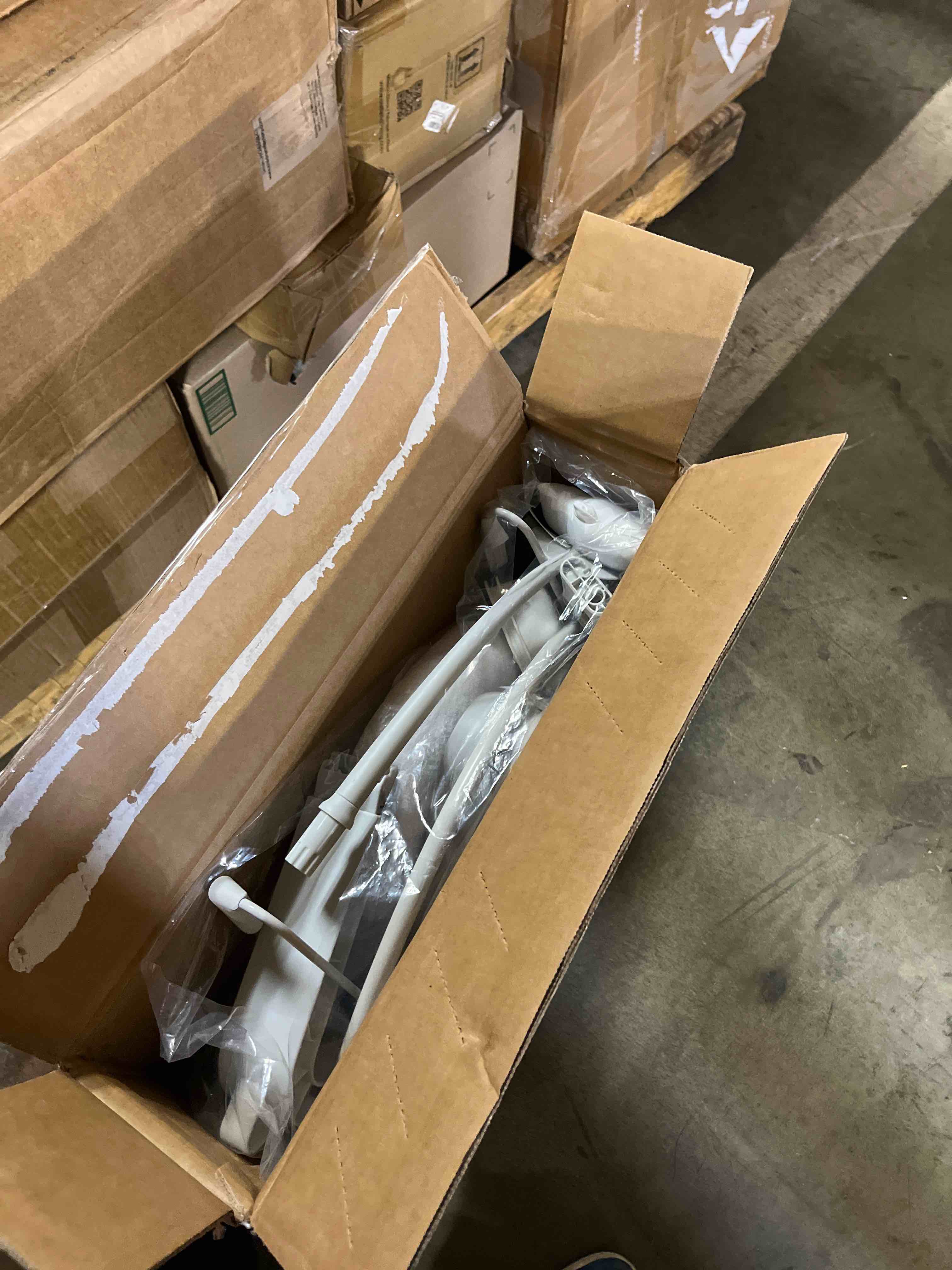 https://s3.amazonaws.com/lotting-images-prod/phillipi/PPE3512953_1760629824570.jpeg