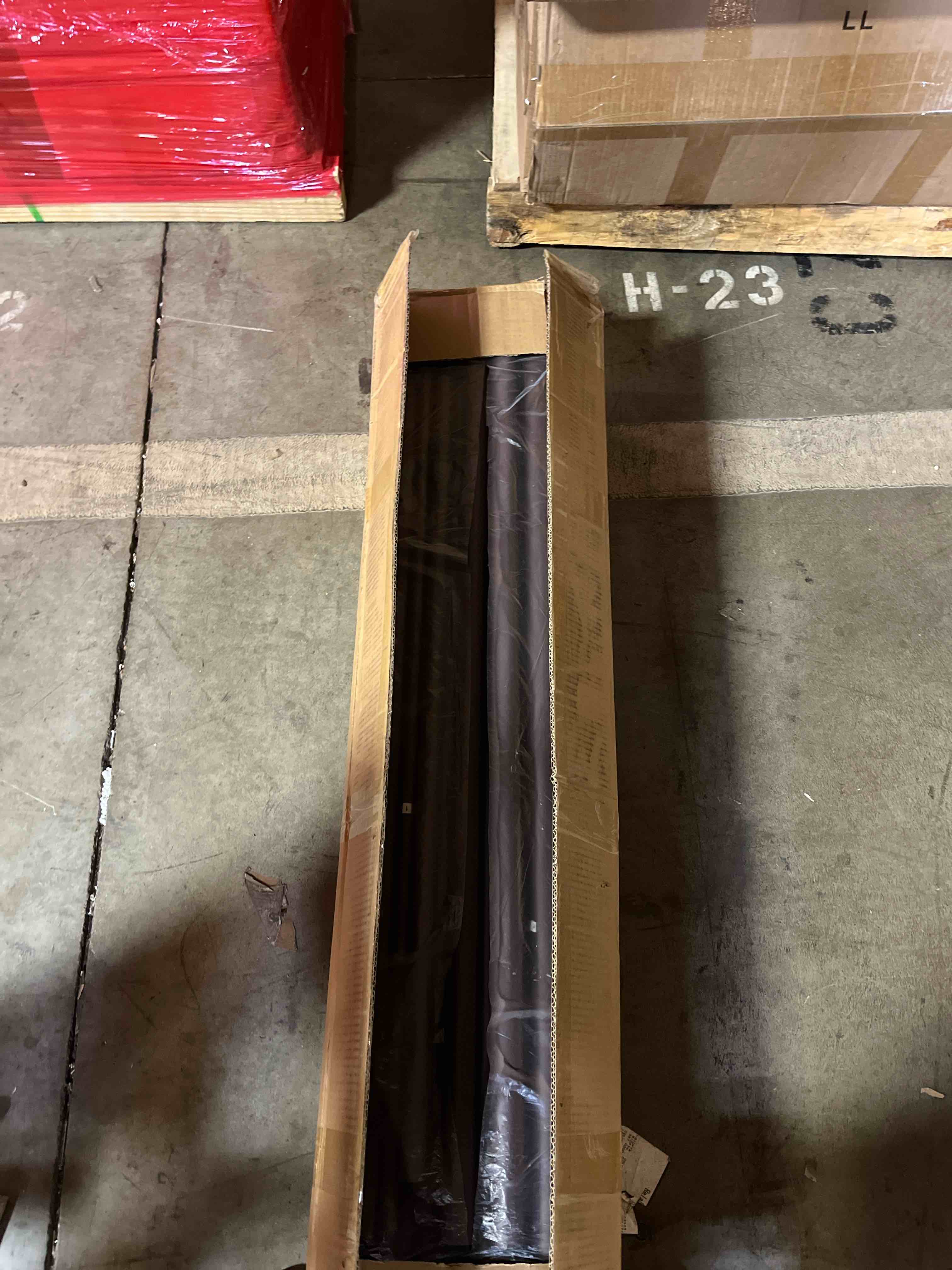https://s3.amazonaws.com/lotting-images-prod/phillipi/PPE3512966_1760628283865.jpeg