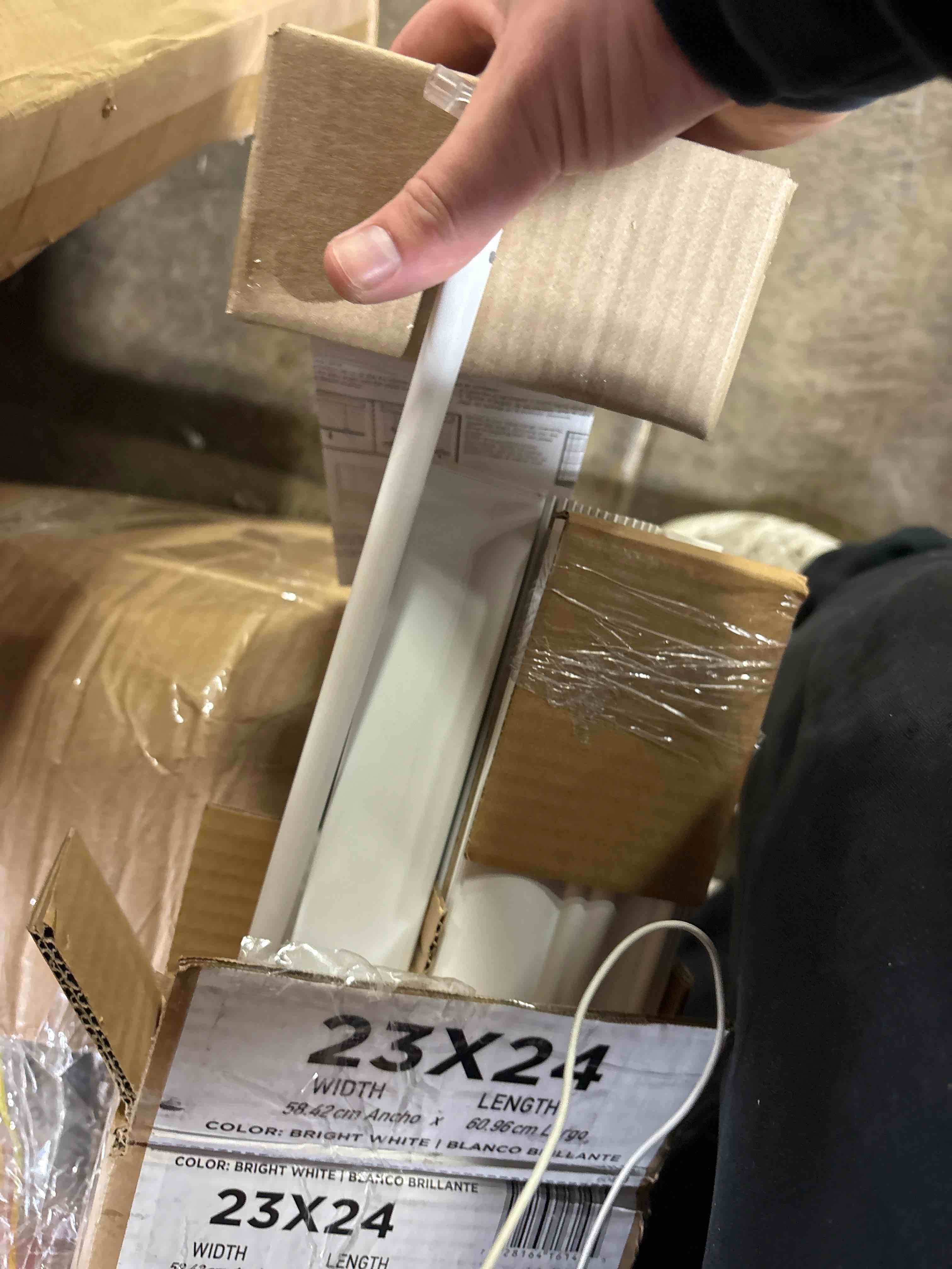 https://s3.amazonaws.com/lotting-images-prod/phillipi/PPE3513102_1760974938015.jpeg