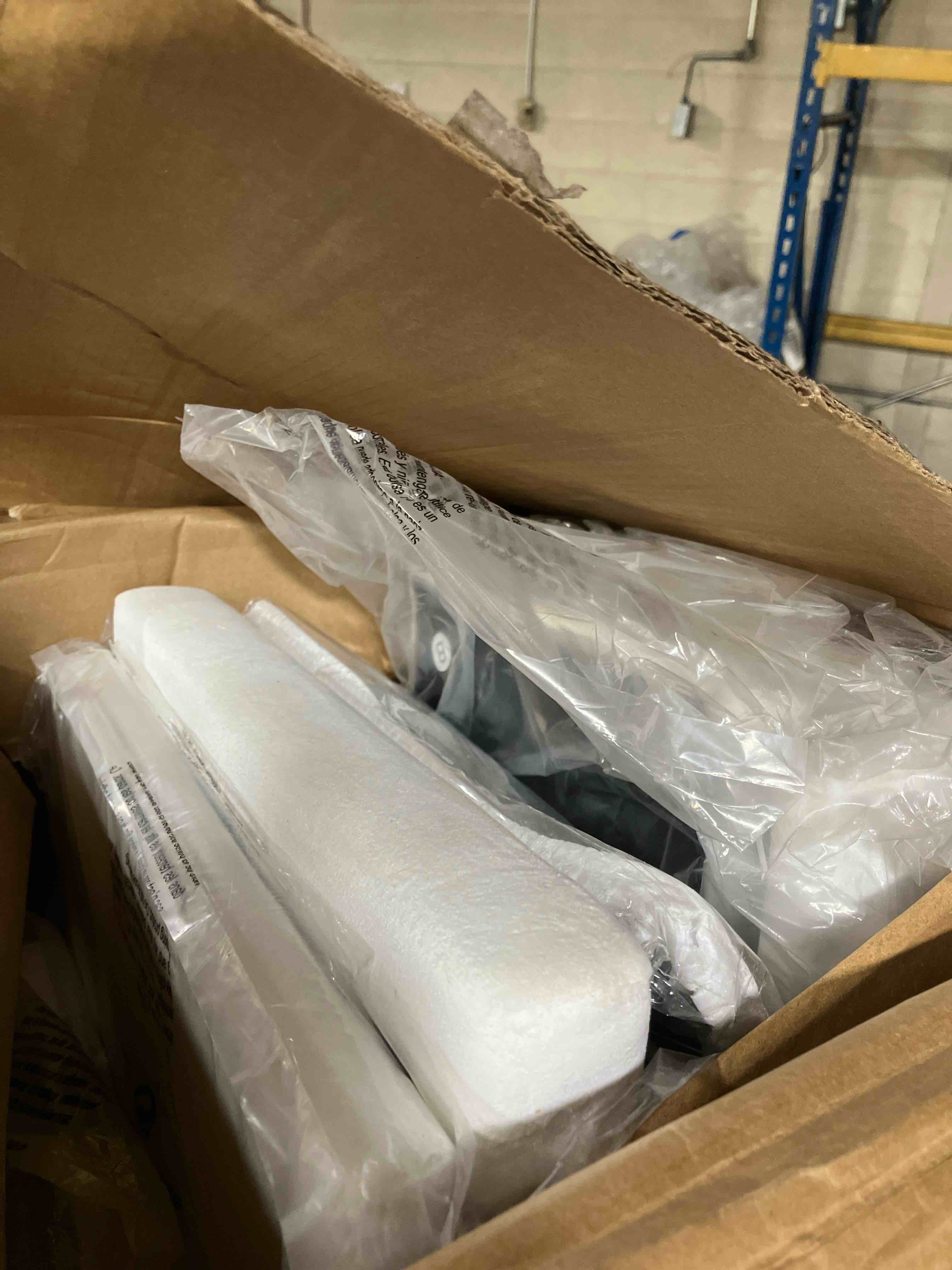https://s3.amazonaws.com/lotting-images-prod/phillipi/PPE3513150_1760972404766.jpeg