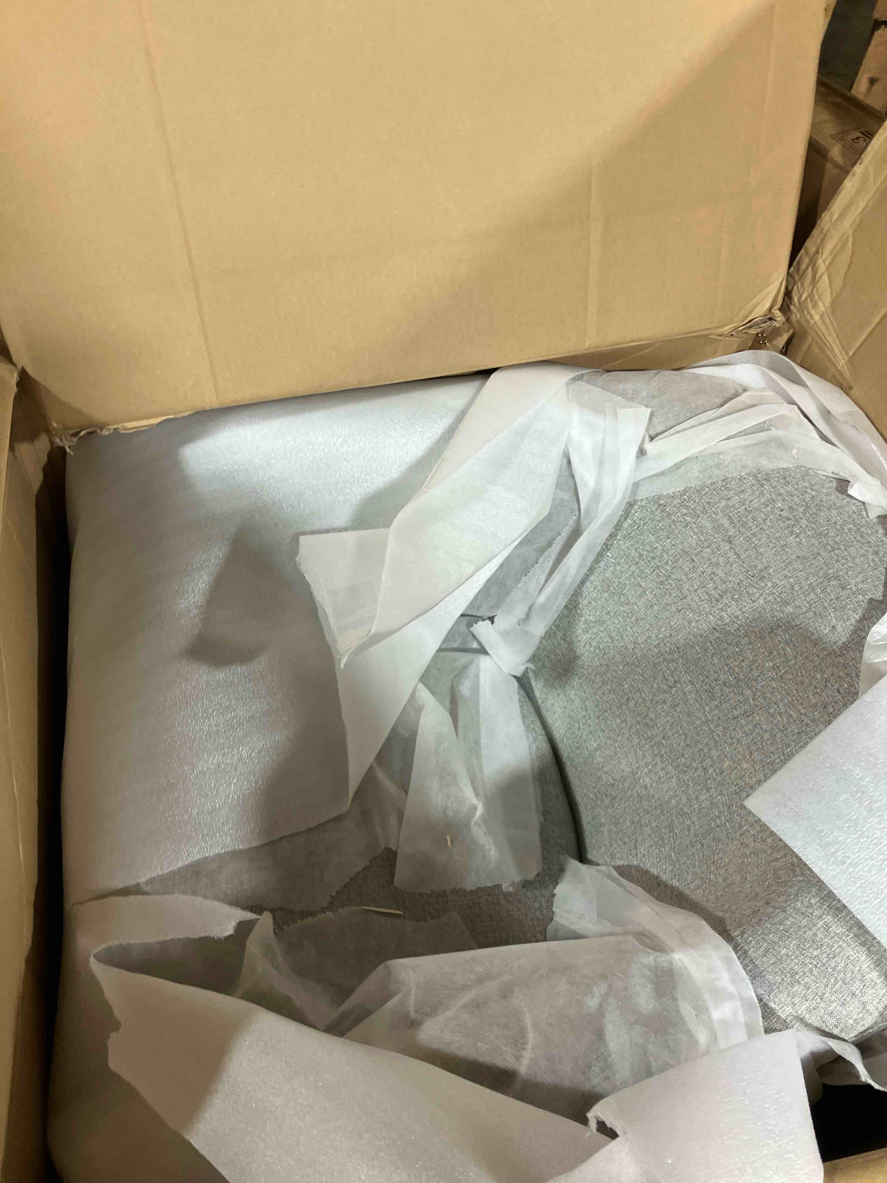 https://s3.amazonaws.com/lotting-images-prod/phillipi/PPE3513154_1760975579678.jpeg