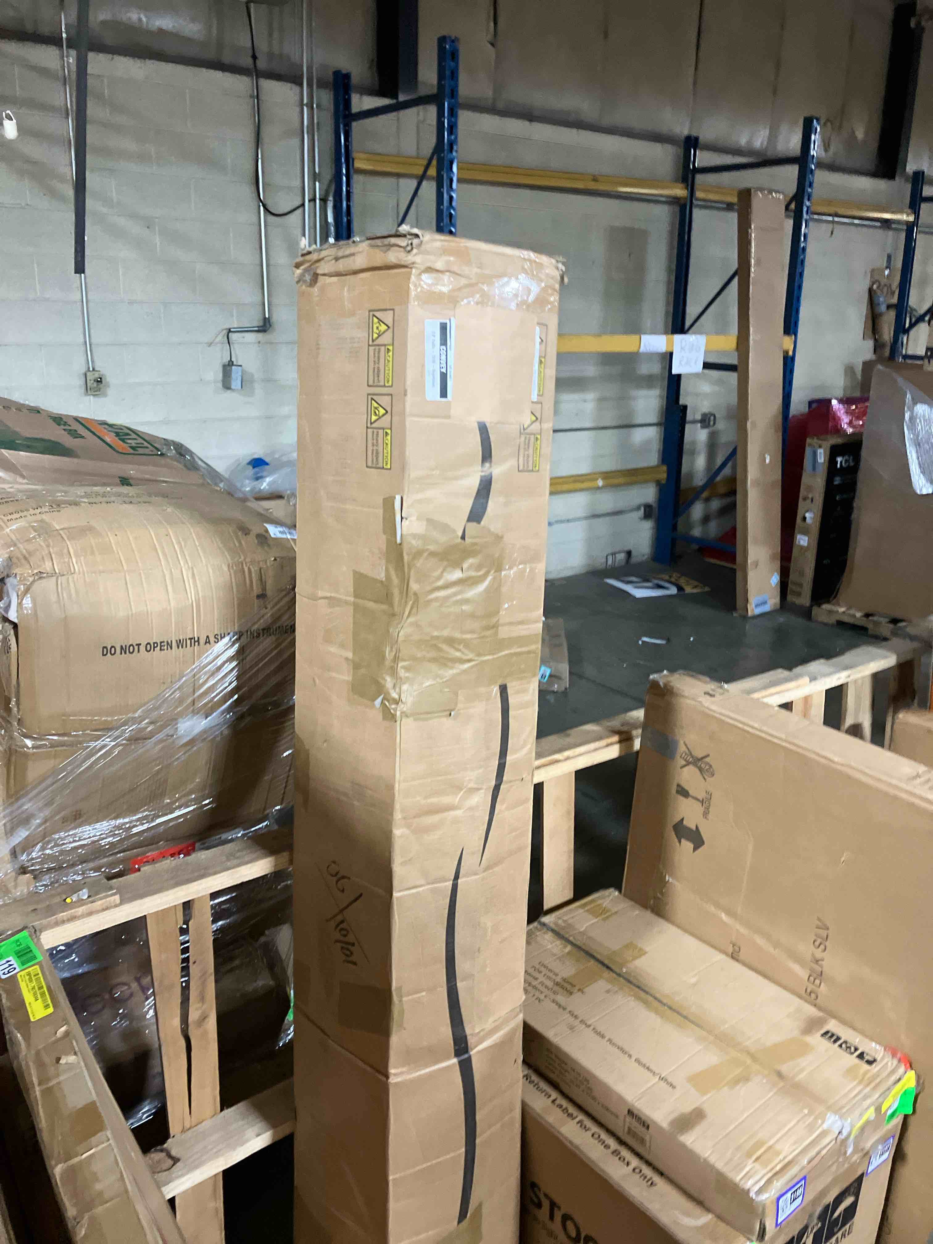 https://s3.amazonaws.com/lotting-images-prod/phillipi/PPE3513160_1760979449945.jpeg
