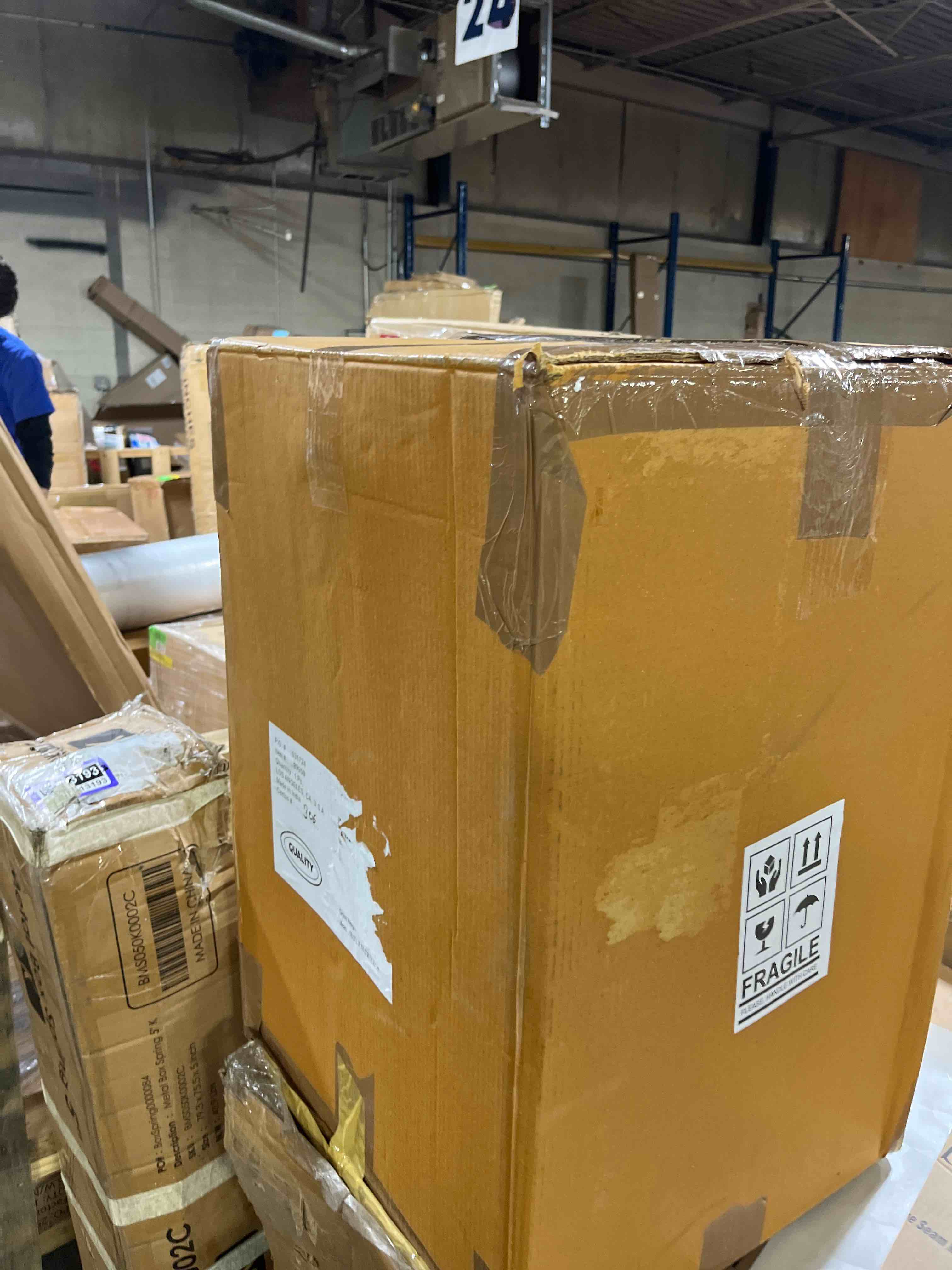 https://s3.amazonaws.com/lotting-images-prod/phillipi/PPE3513192_1761066482732.jpeg