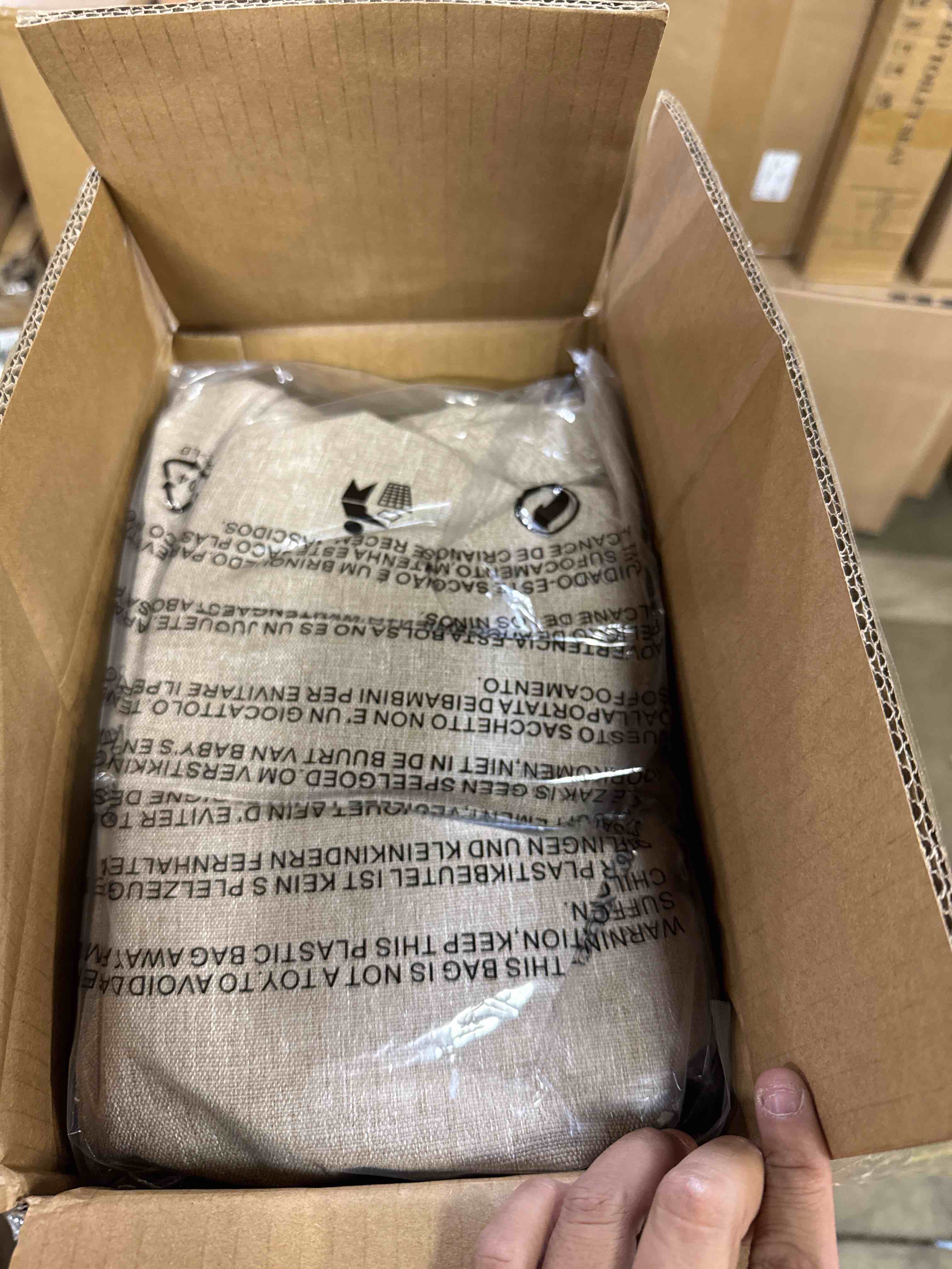 https://s3.amazonaws.com/lotting-images-prod/phillipi/PPE3513221_1761067553138.jpeg