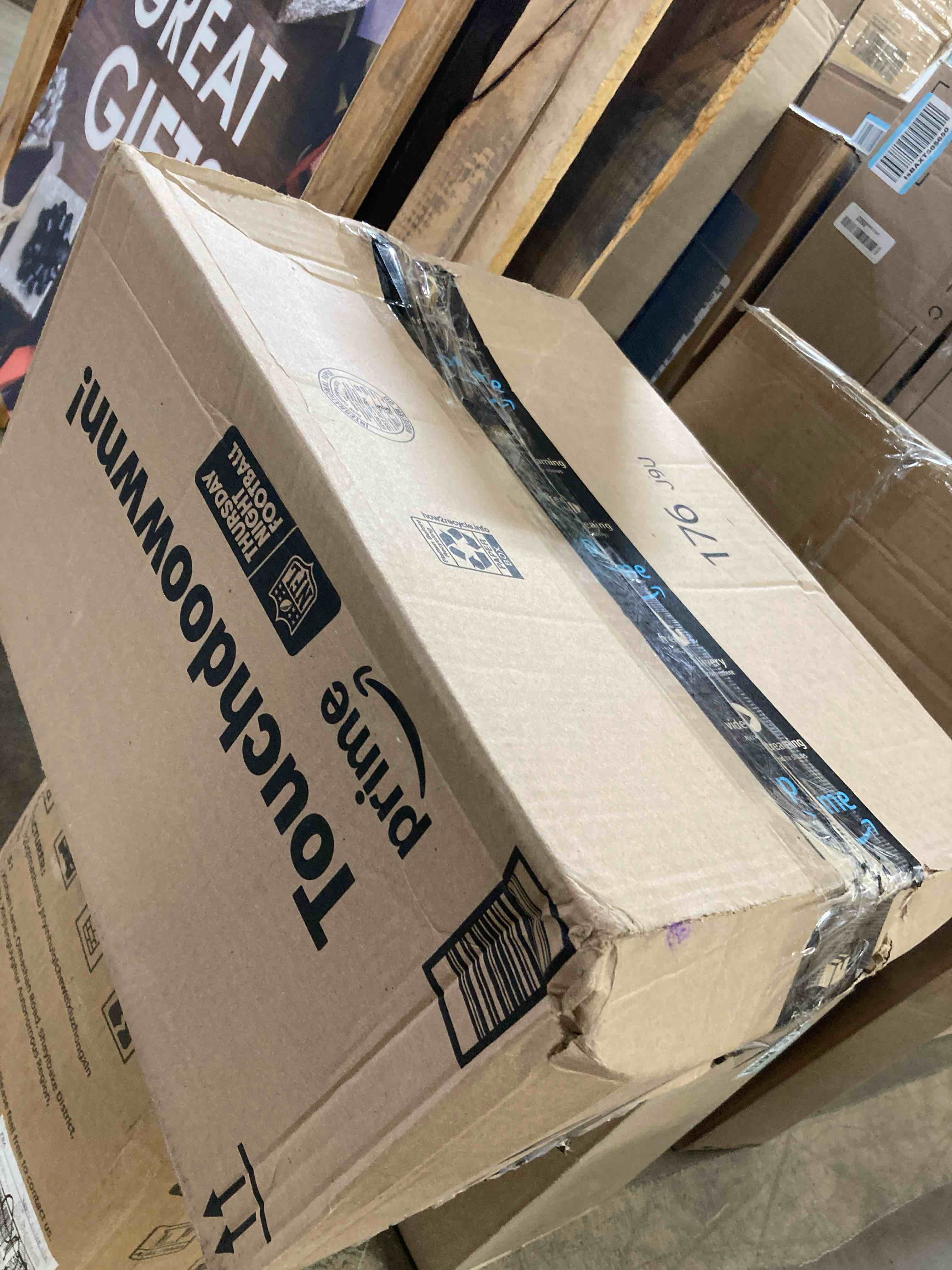 https://s3.amazonaws.com/lotting-images-prod/phillipi/PPE3513222_1761067556456.jpeg