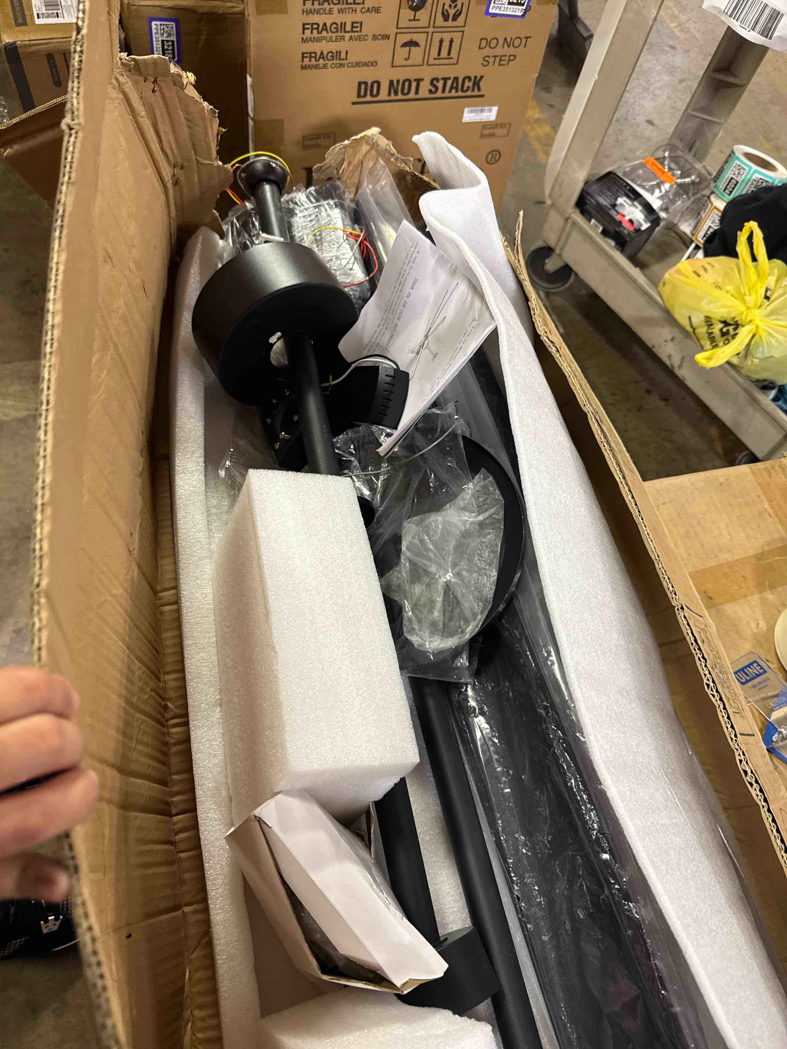 https://s3.amazonaws.com/lotting-images-prod/phillipi/PPE3513225_1761068009575.jpeg